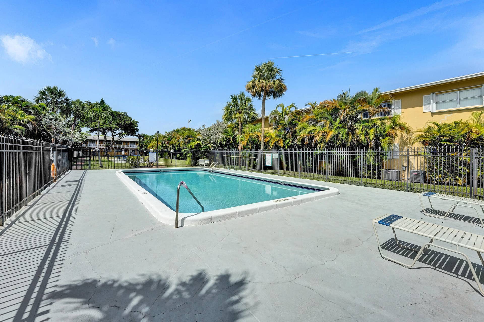 600 SE 2nd Avenue, #K2, Deerfield Beach, FL 33441 RJP02559