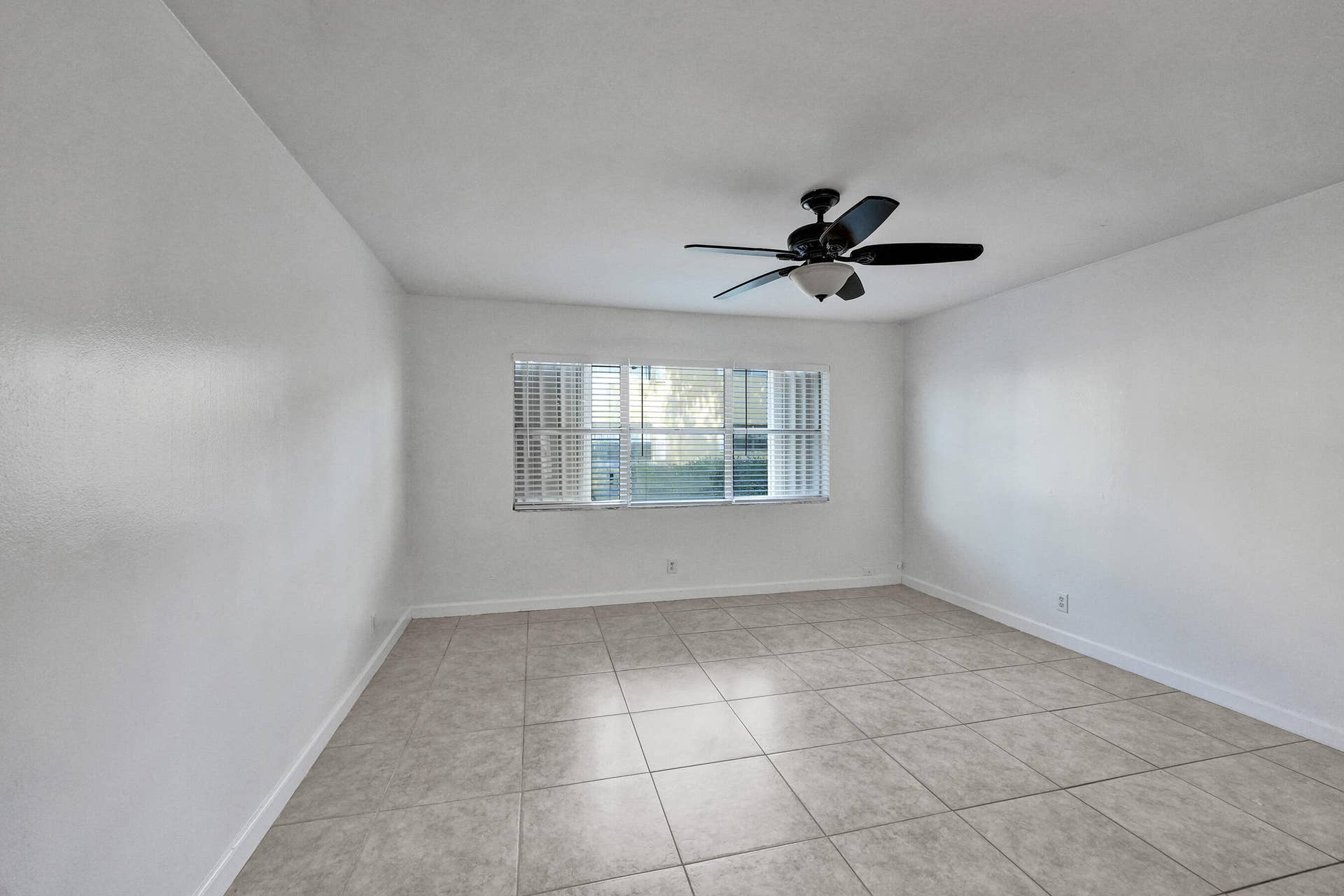 600 SE 2nd Avenue, #K2, Deerfield Beach, FL 33441 RJP02505