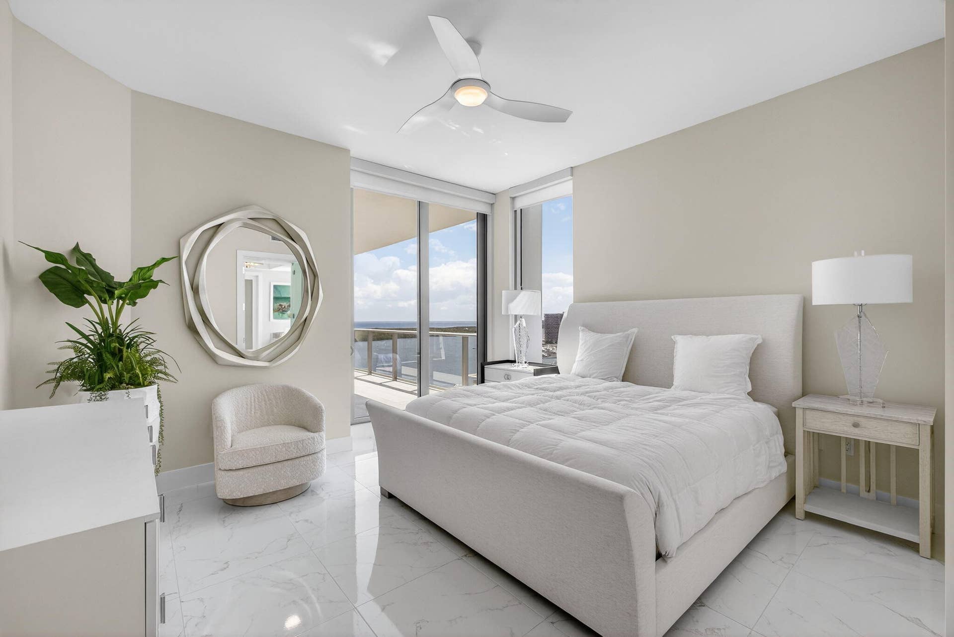 2 Water Club Way, #2004, North Palm Beach, FL 33408 43-web-or-mls-5D1A5986