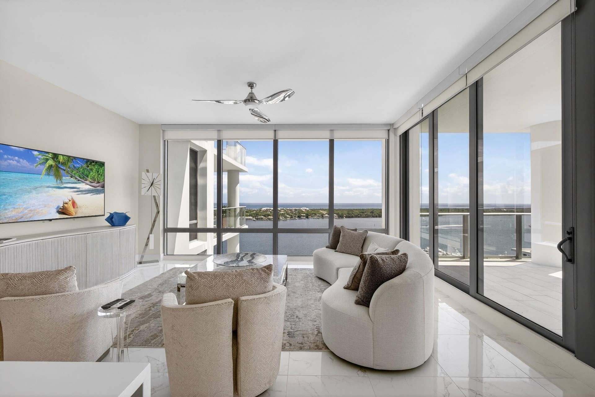 2 Water Club Way, #2004, North Palm Beach, FL 33408 13-web-or-mls-5D1A5817