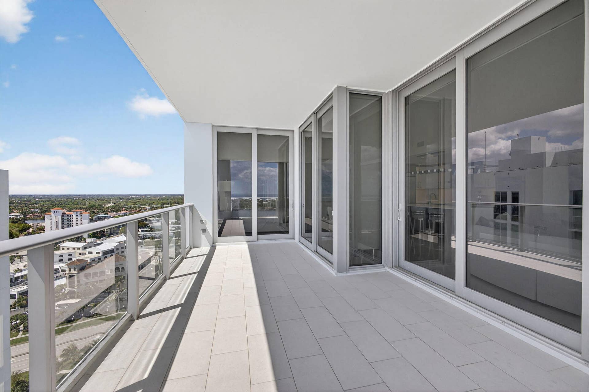 2 Water Club Way, #2004, North Palm Beach, FL 33408 25-web-or-mls-5D1A5877