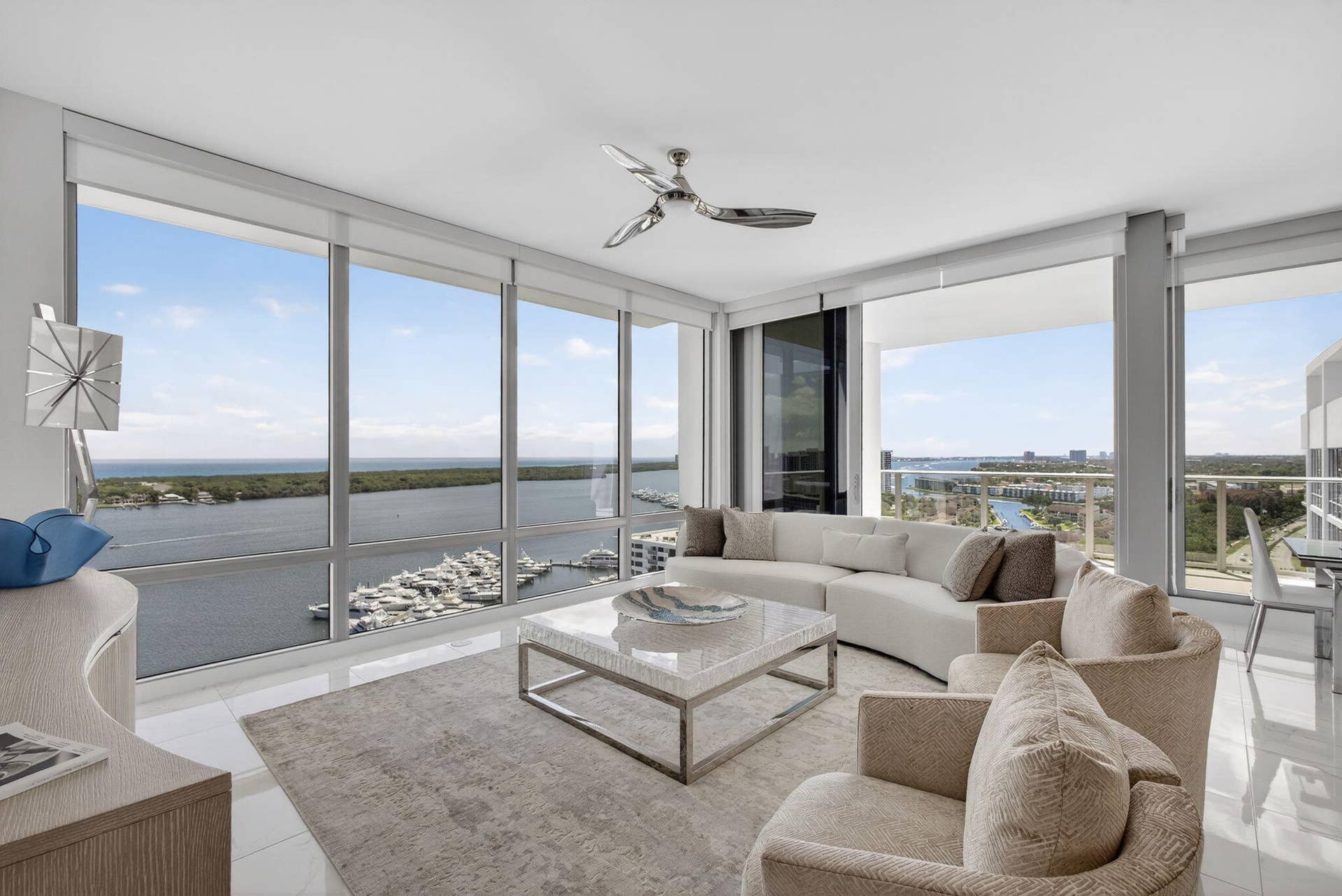 2 Water Club Way, #2004, North Palm Beach, FL 33408 20-web-or-mls-5D1A5851