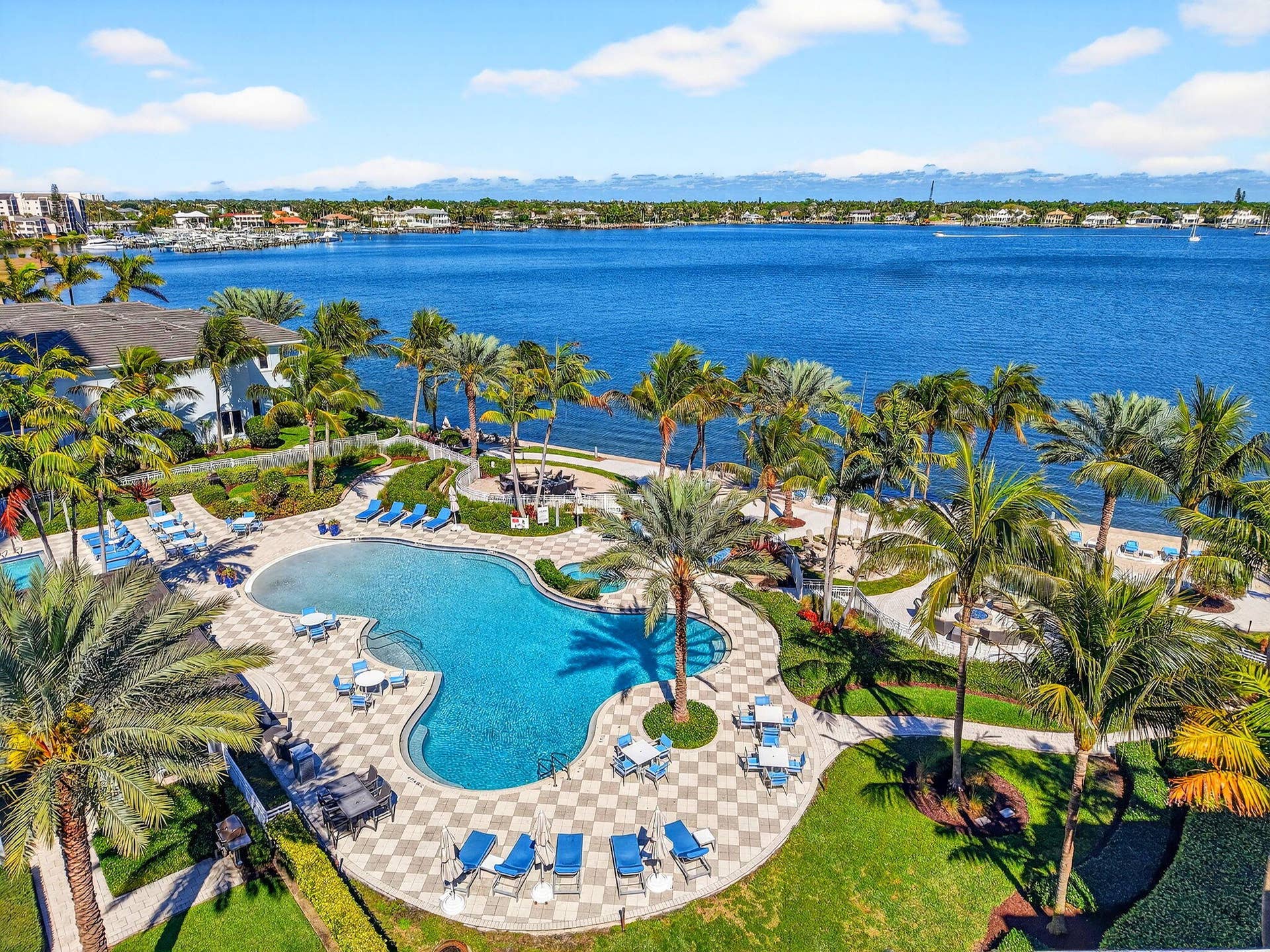 2 Water Club Way, #2004, North Palm Beach, FL 33408 75-web-or-mls-DJI_20260223135946_0047_D