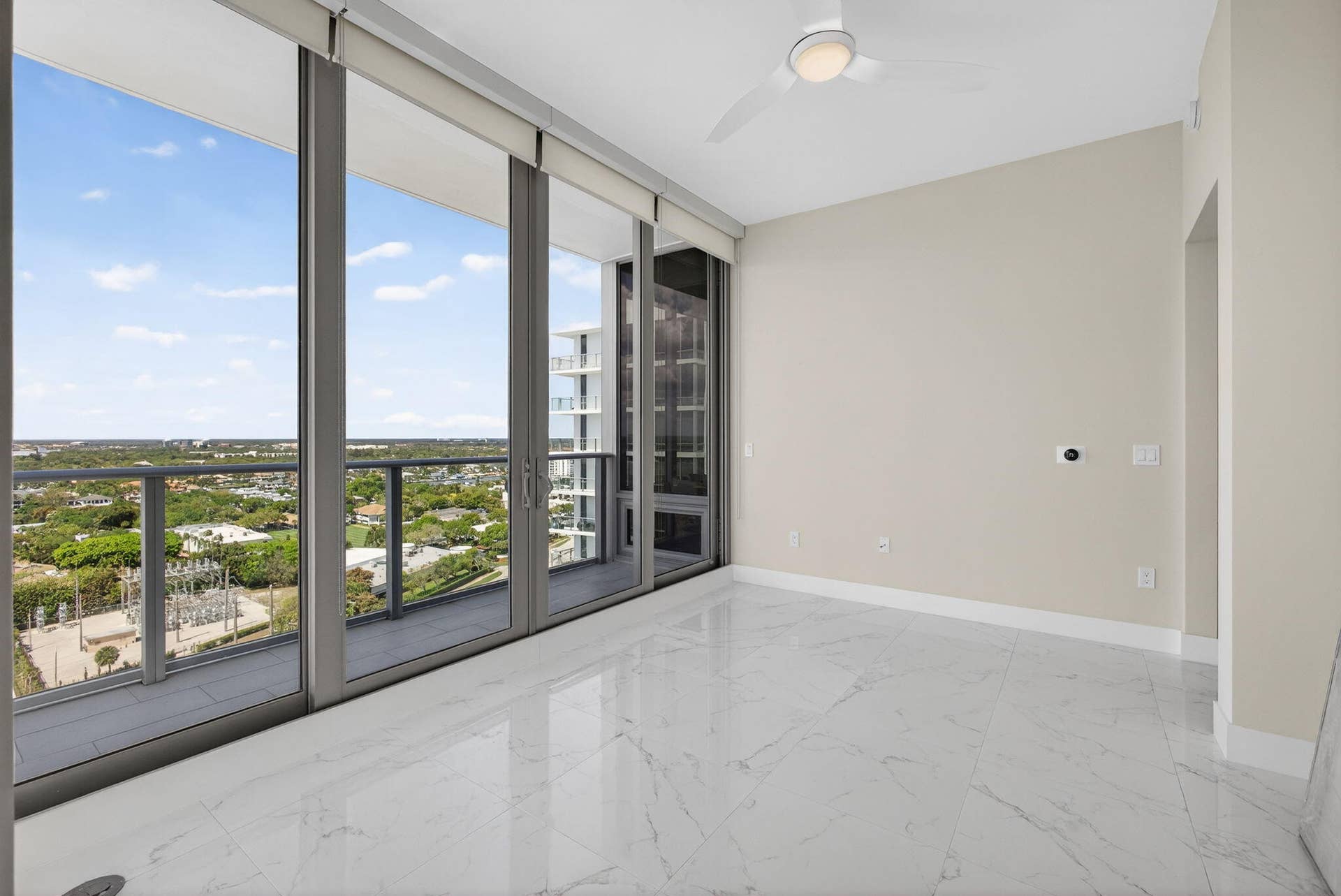 2 Water Club Way, #2004, North Palm Beach, FL 33408 34-web-or-mls-5D1A5931