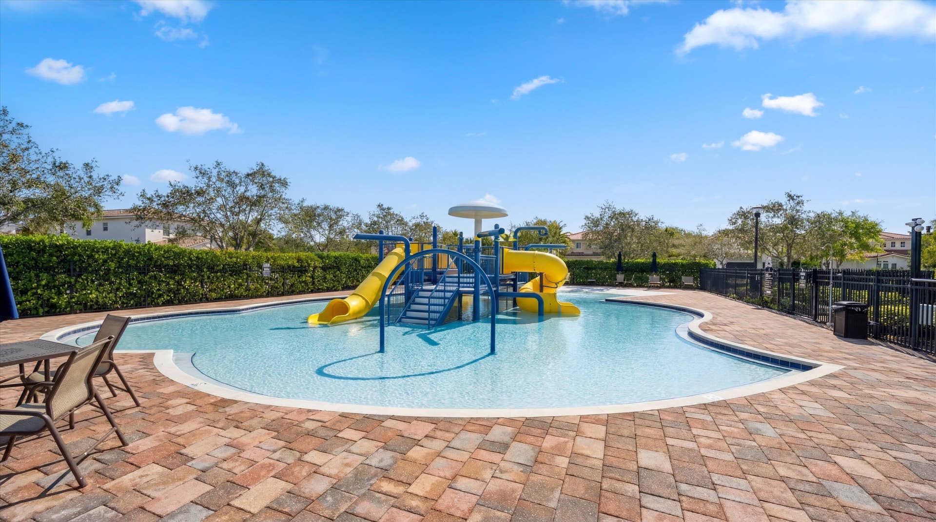 10-108 Casa Cir