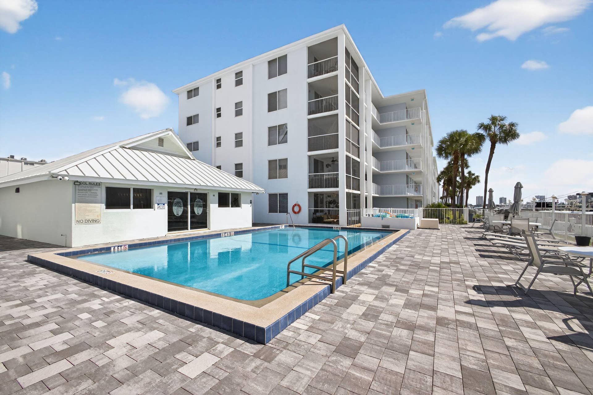 108 Paradise Harbour Boulevard, #305, North Palm Beach, FL 33408 37-web-or-mls-Paradise Harbour Virtuals