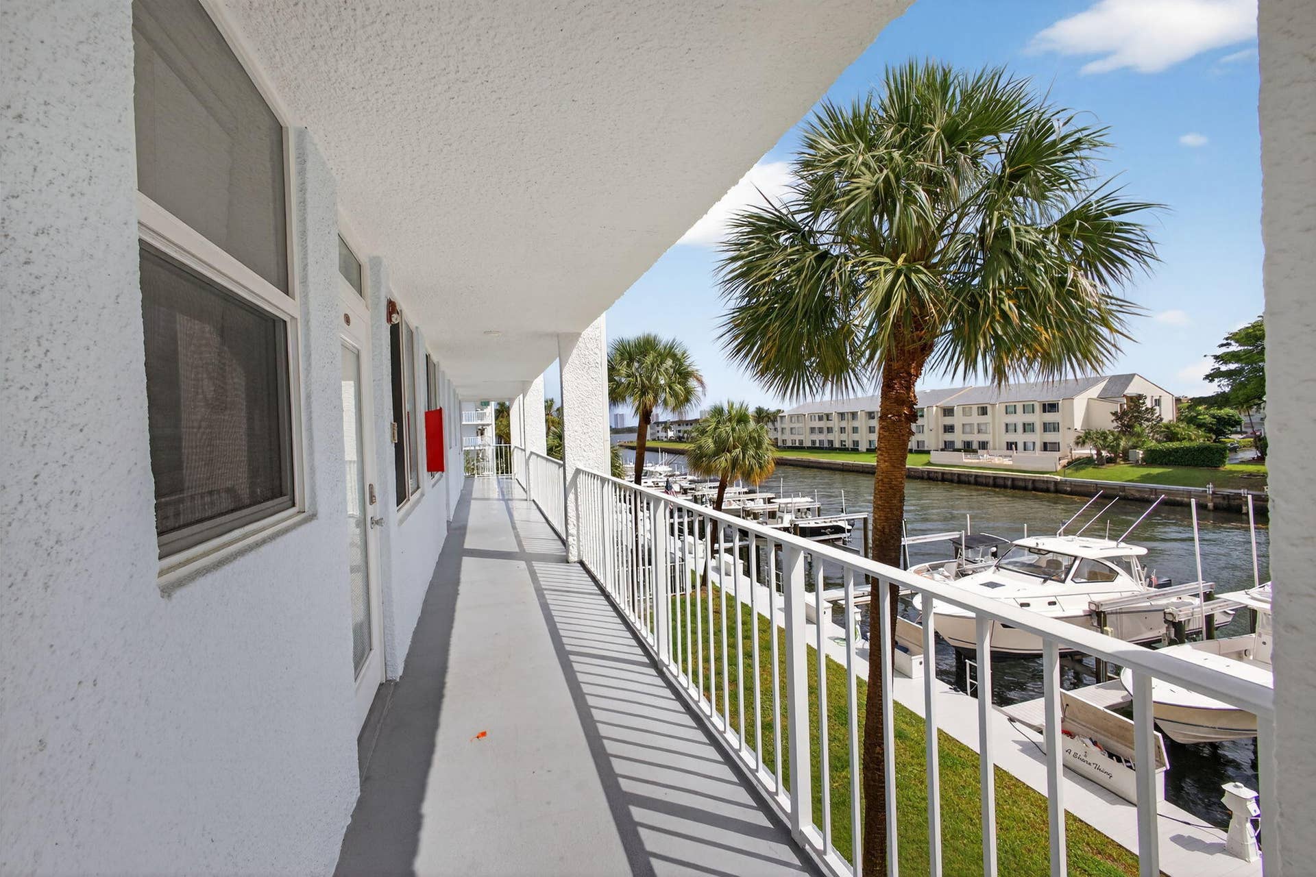 108 Paradise Harbour Boulevard, #305, North Palm Beach, FL 33408 3-web-or-mls-5D1A1056