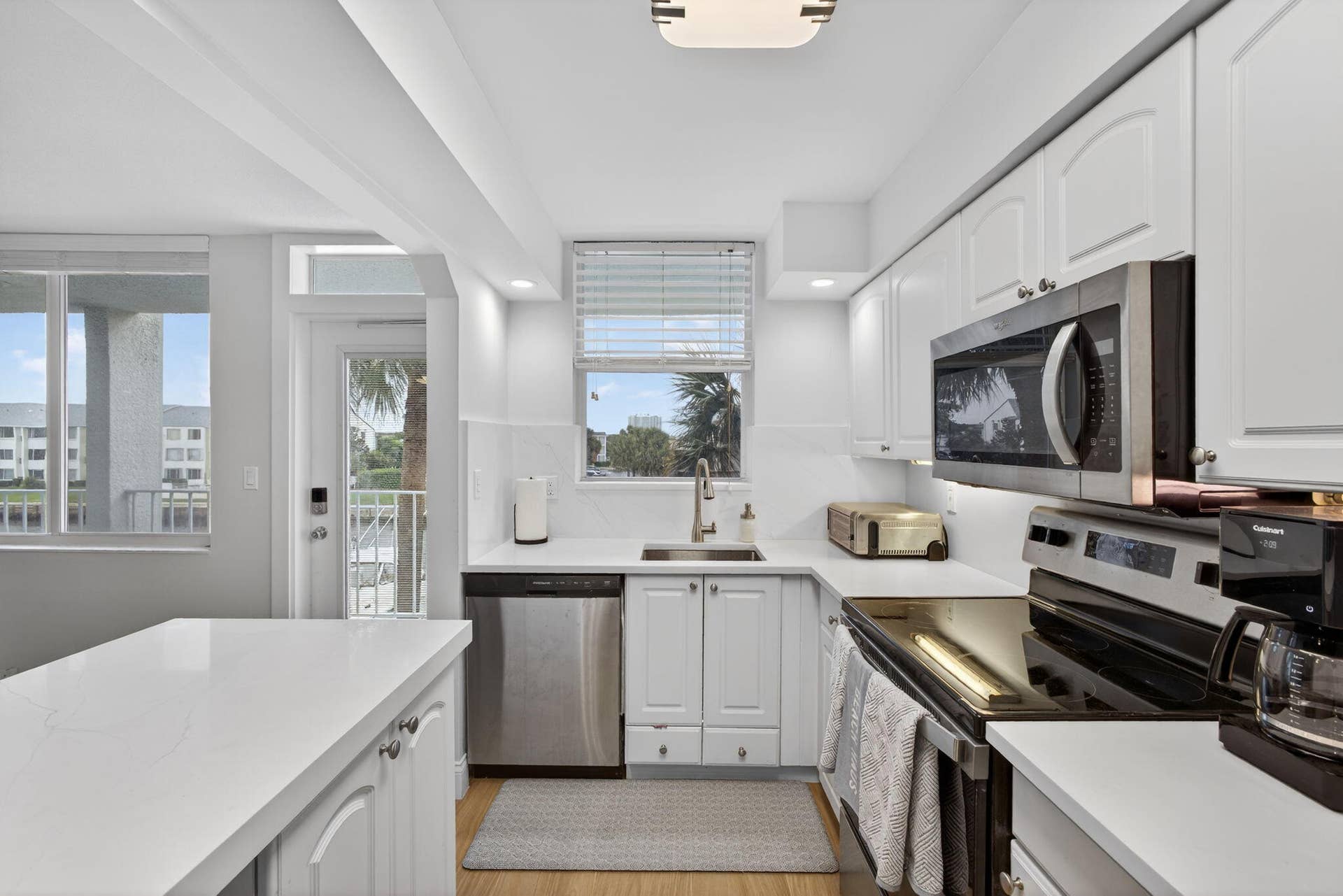 108 Paradise Harbour Boulevard, #305, North Palm Beach, FL 33408 15-web-or-mls-5D1A0957
