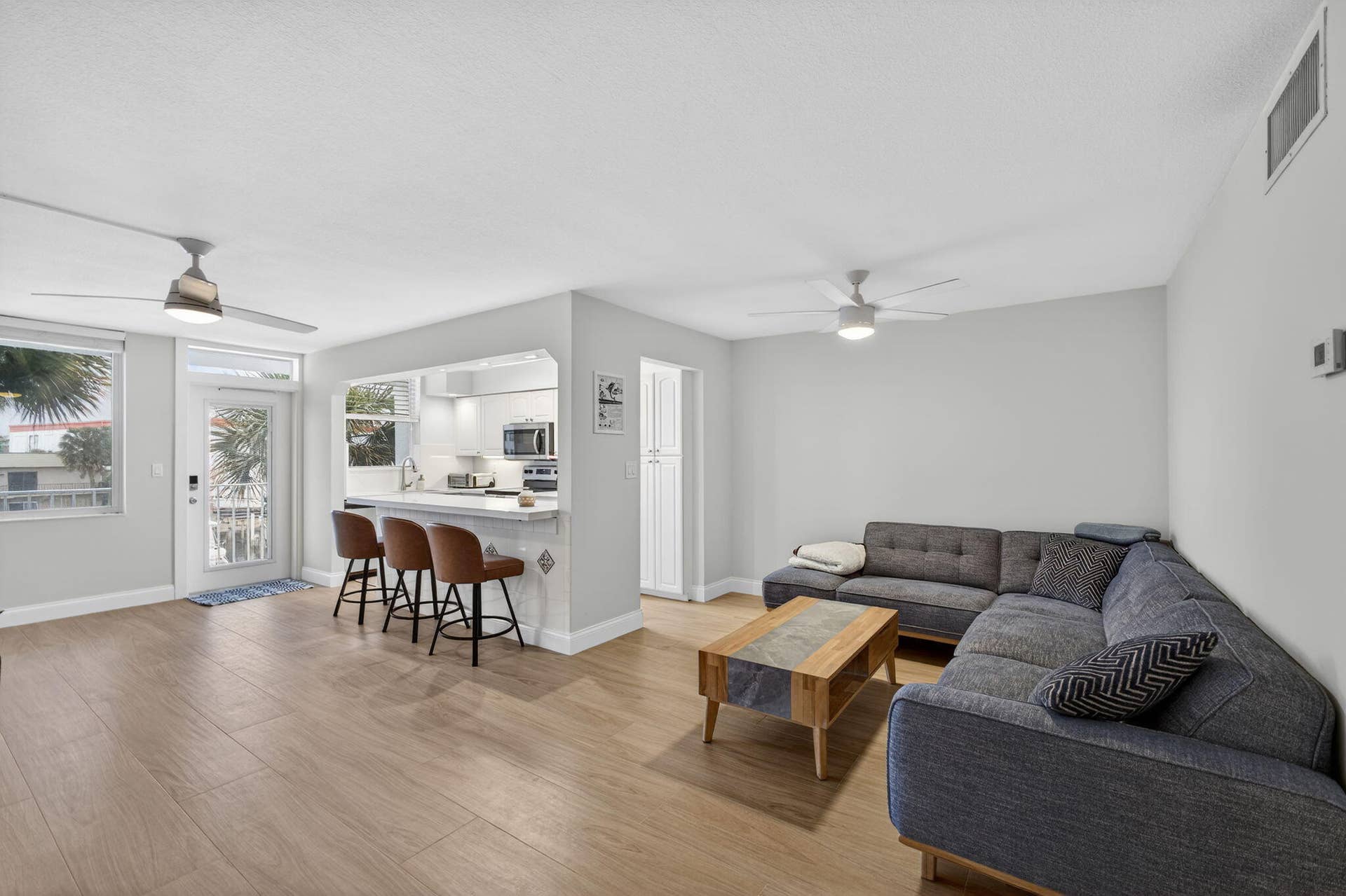 108 Paradise Harbour Boulevard, #305, North Palm Beach, FL 33408 19-web-or-mls-5D1A0981