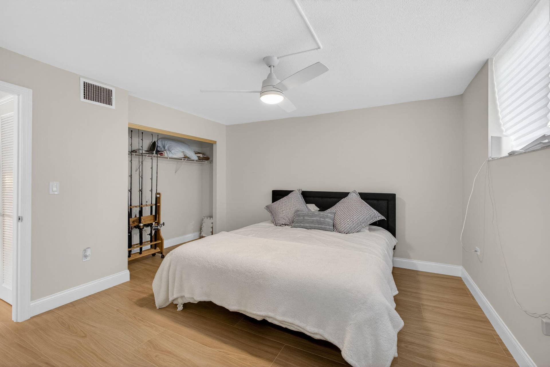 108 Paradise Harbour Boulevard, #305, North Palm Beach, FL 33408 28-web-or-mls-5D1A1031