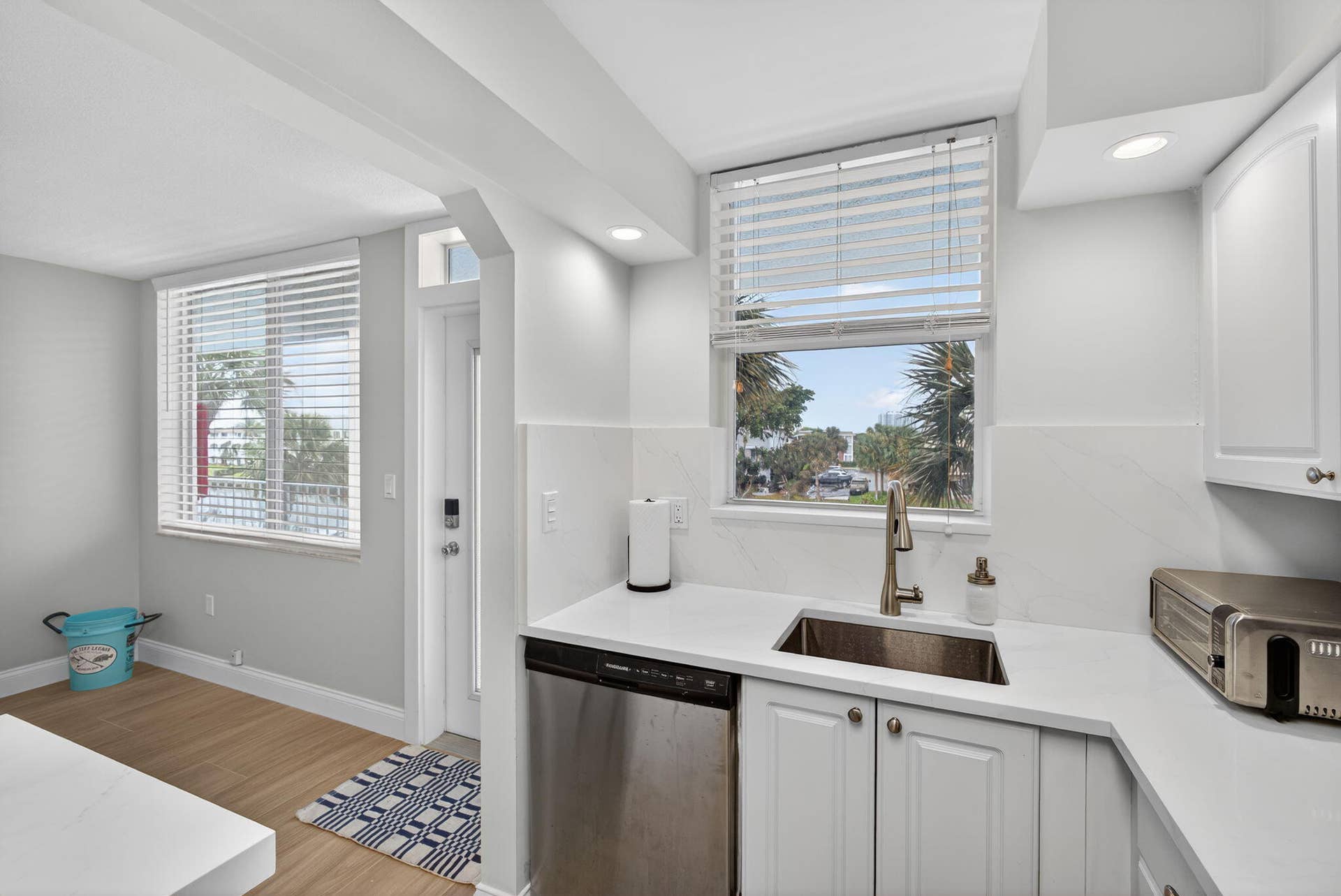 108 Paradise Harbour Boulevard, #305, North Palm Beach, FL 33408 6-web-or-mls-5D1A0907