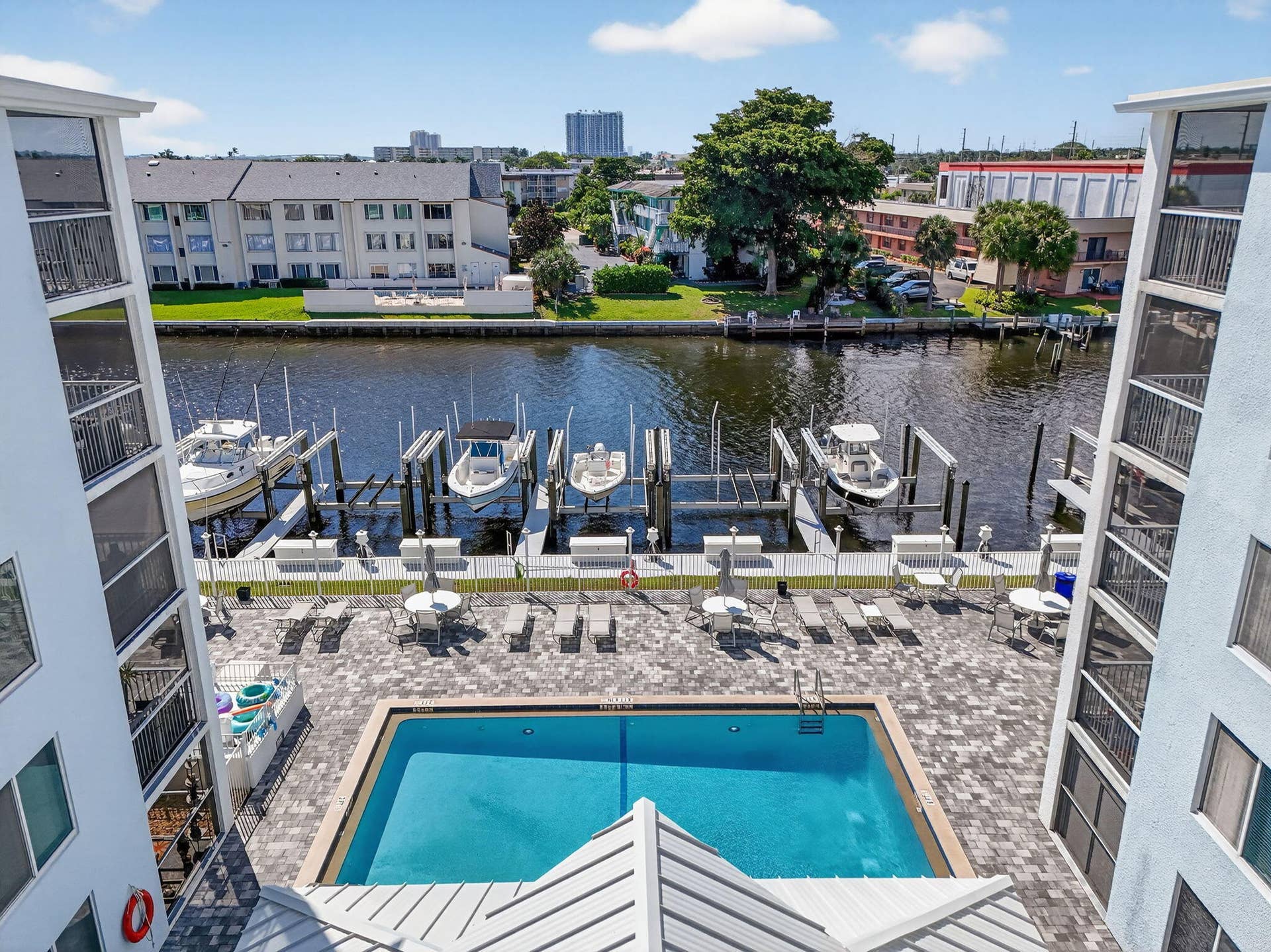 108 Paradise Harbour Boulevard, #305, North Palm Beach, FL 33408 38-web-or-mls-Paradise Harbour Virtuals