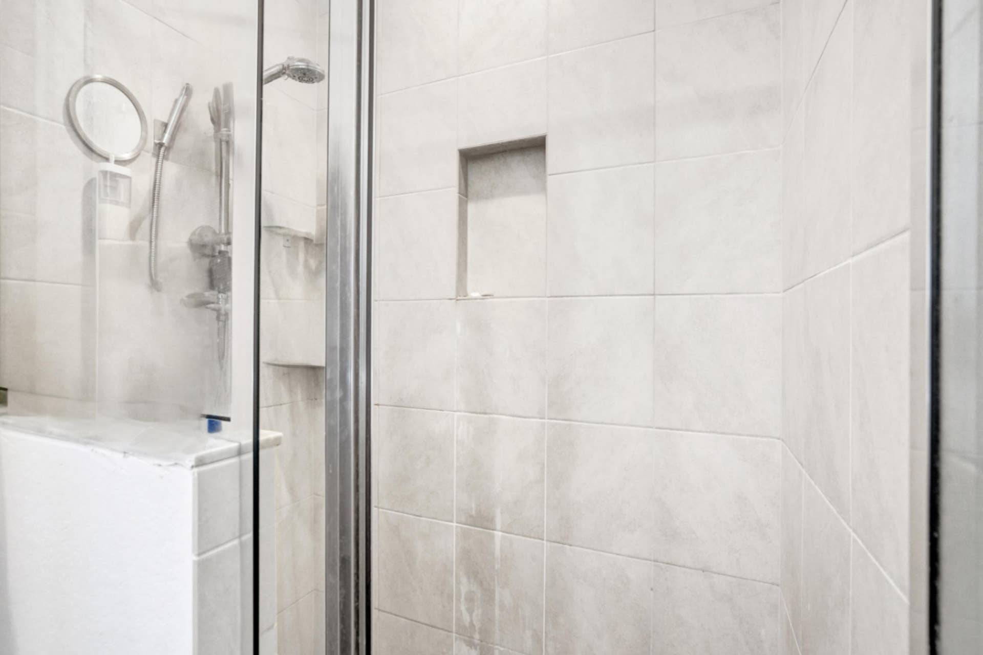 435 NW 17th Street, Fort Lauderdale, FL 33311 DSC00192