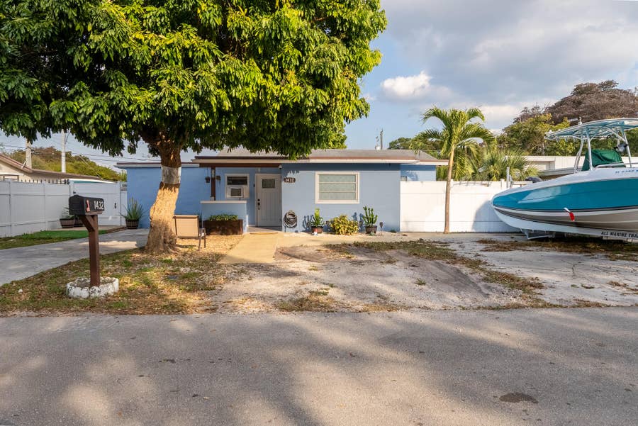 Property photo for 1432 SW 26th Avenue, Fort Lauderdale, FL