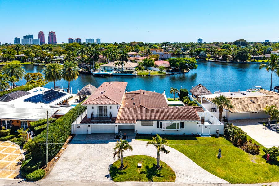 Property photo for 2416 NE 22nd Terrace, Fort Lauderdale, FL