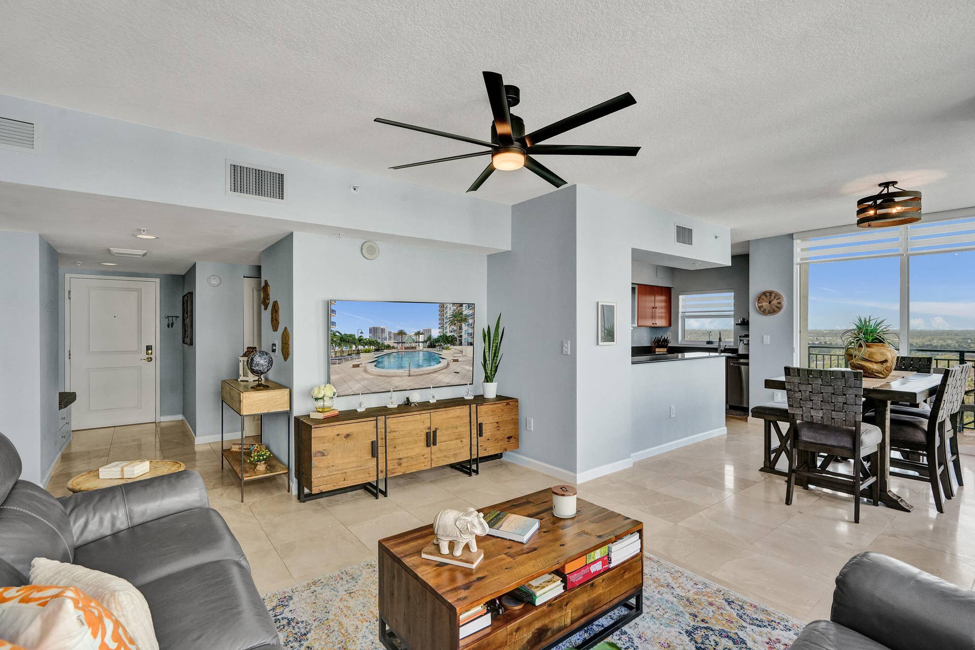 600 W Las Olas Boulevard, #1803s, Fort Lauderdale, FL 33312 DSC02349