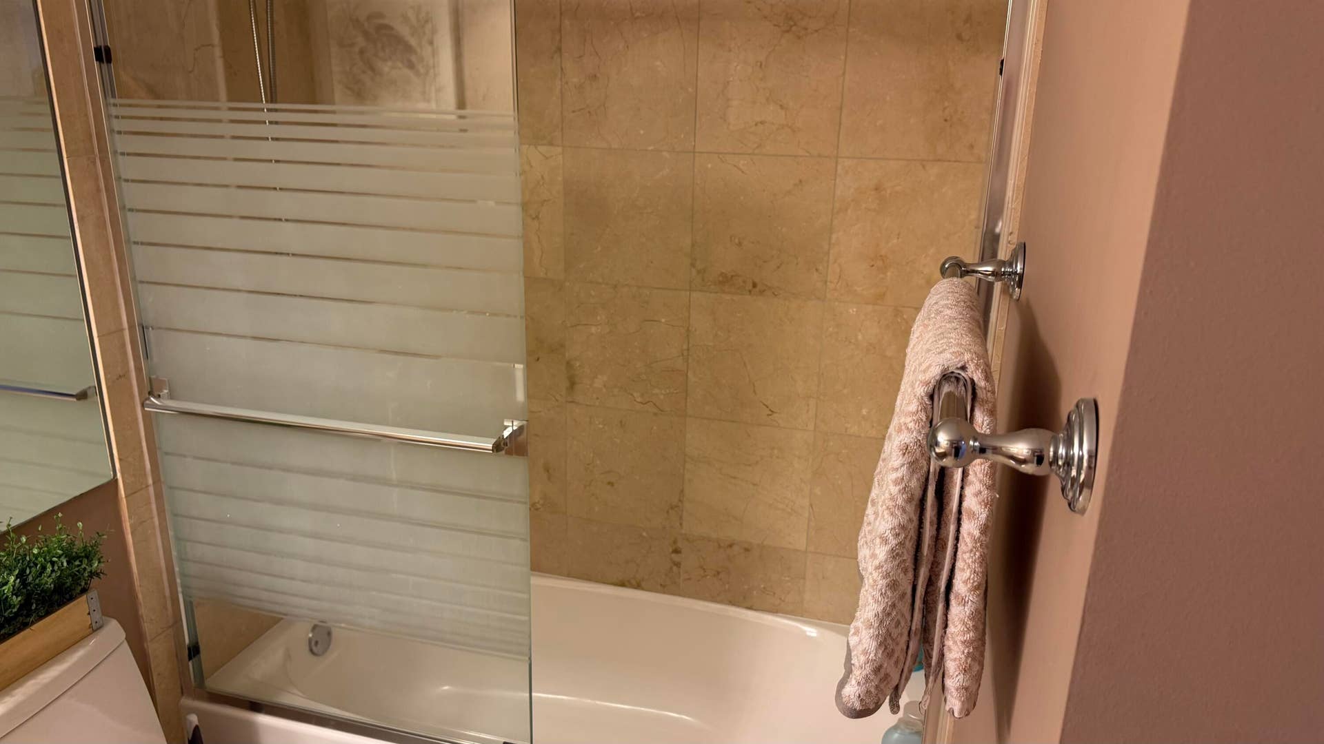 3200 N Ocean Boulevard, #2105, Fort Lauderdale, Fort Lauderdale, FL 33308 IMG_0614