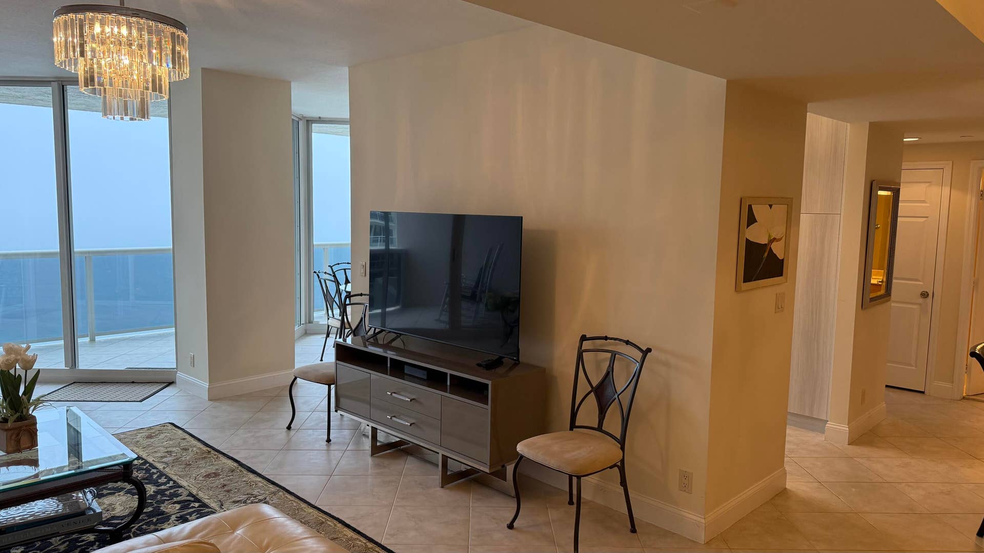 3200 N Ocean Boulevard, #2105, Fort Lauderdale, Fort Lauderdale, FL 33308 IMG_0597