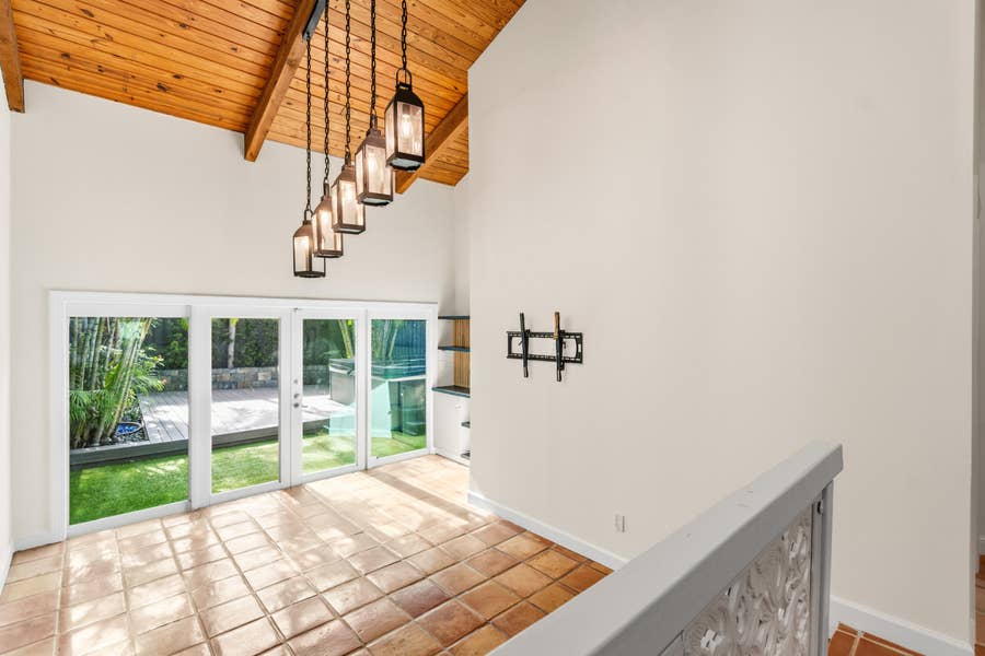 Property photo for 228 NE 16th Terrace, Fort Lauderdale, FL