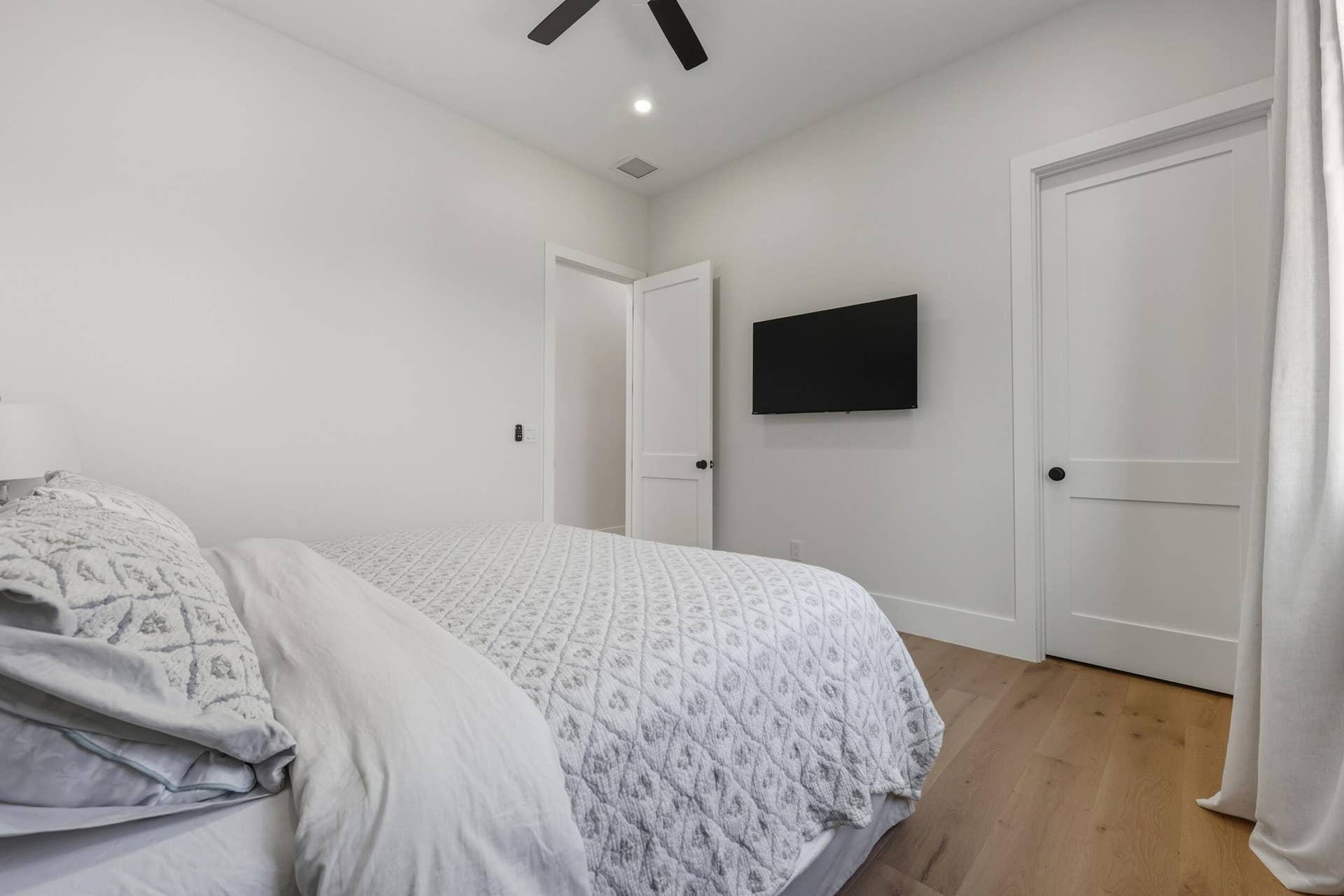 4th bedroom