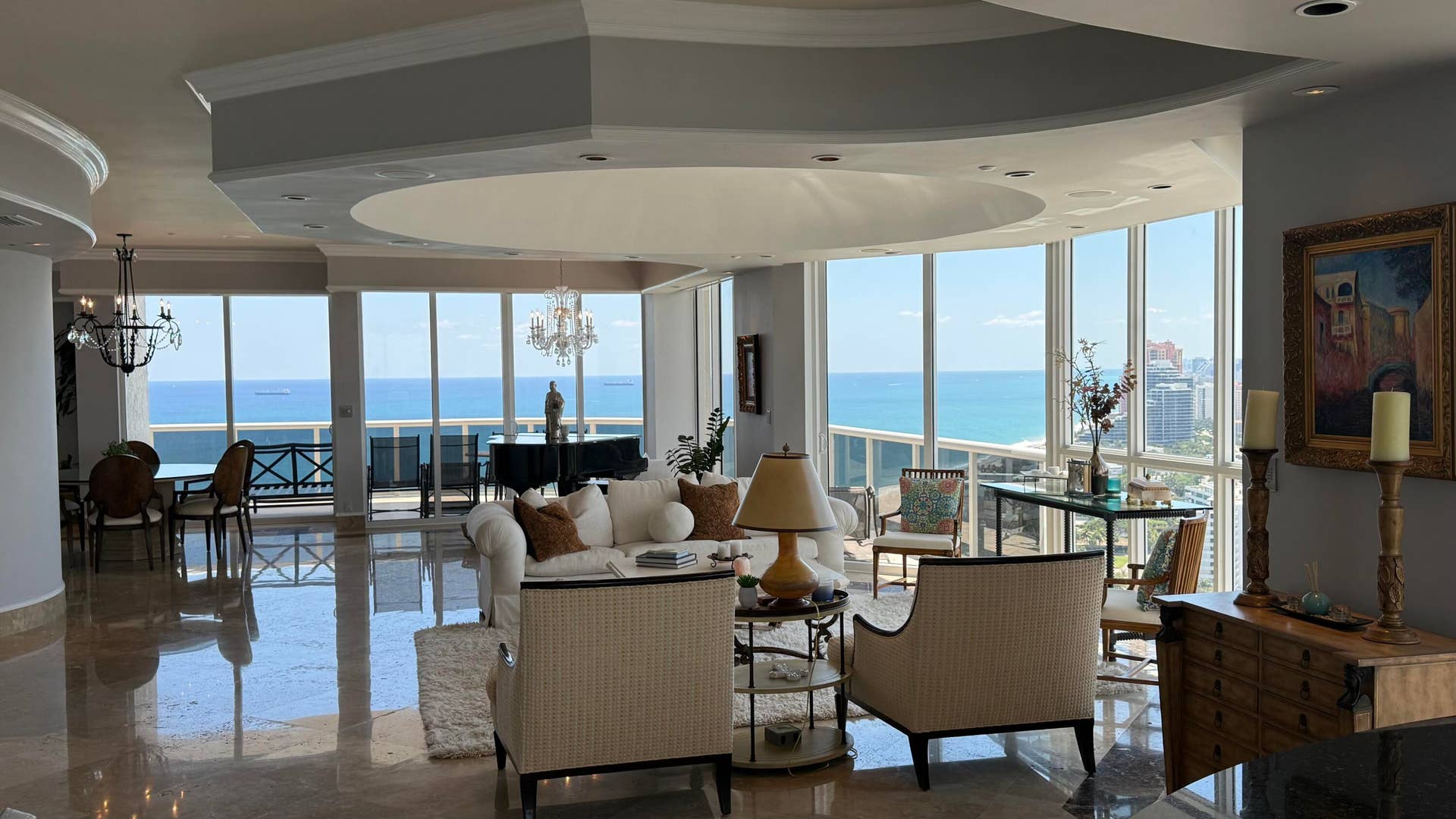 3100 N Ocean Boulevard, #2808, Fort Lauderdale, Fort Lauderdale, FL 33308 Living Room.