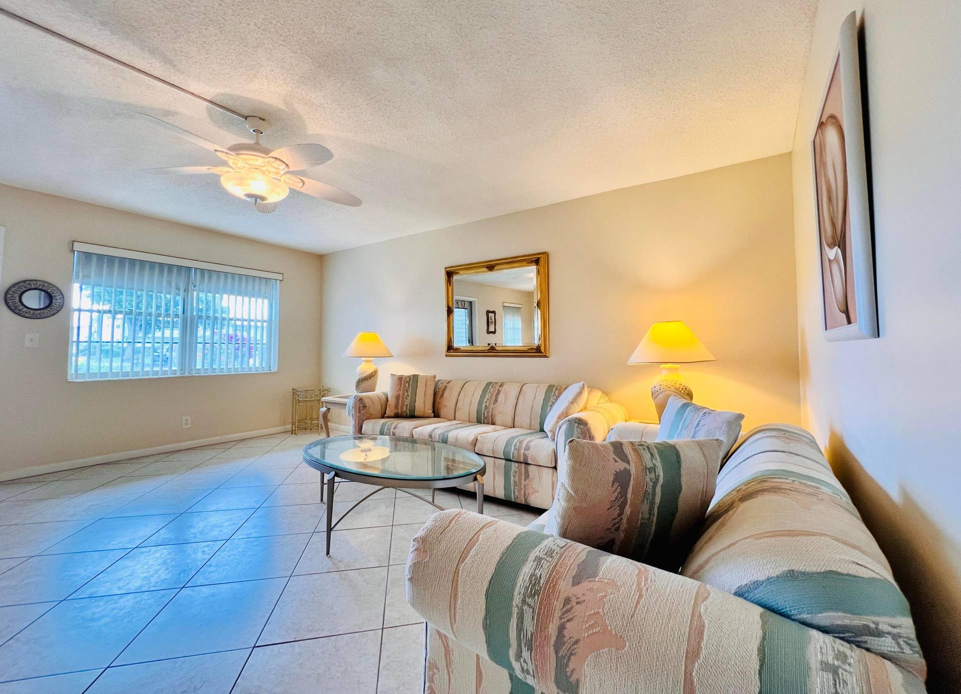 27 Sheffield B, West Palm Beach, FL 33417 Living Area to Front