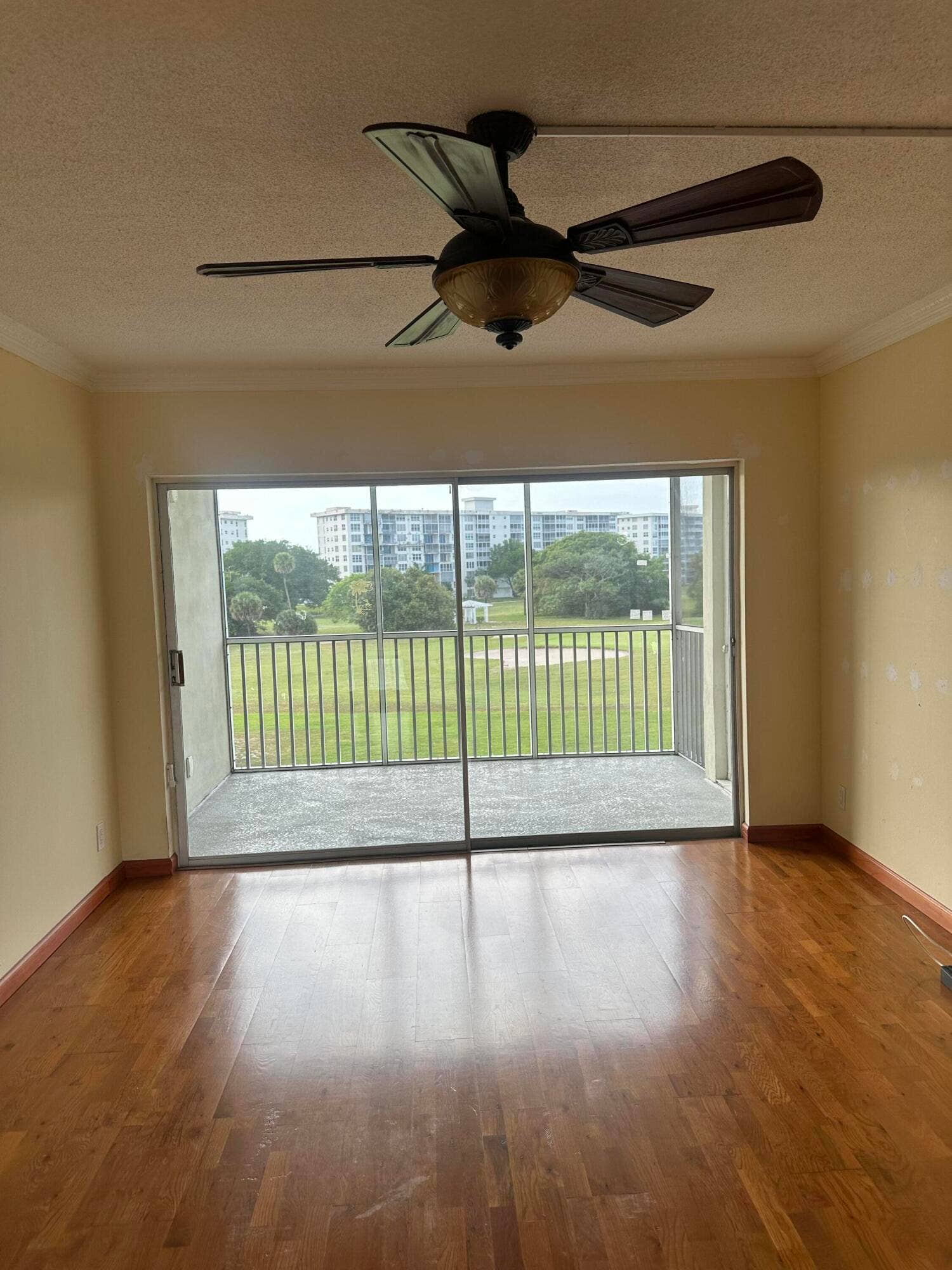 2900 Palm Aire Dr, #406, Pompano Beach, FL 33069 IMG_5122