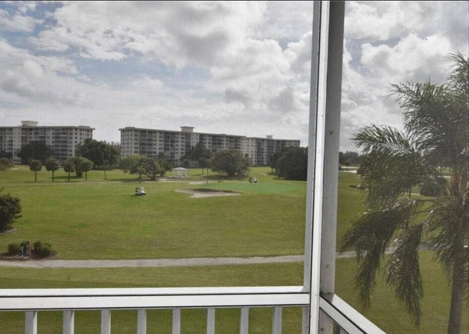 2900 Palm Aire Dr, #406, Pompano Beach, FL 33069 6001066140827303261