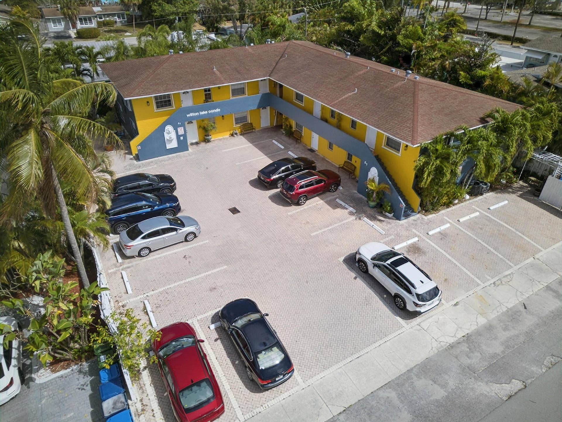 51 NE 24th Street, #4, Wilton Manors, FL 33305 Aerial view of boutique building
