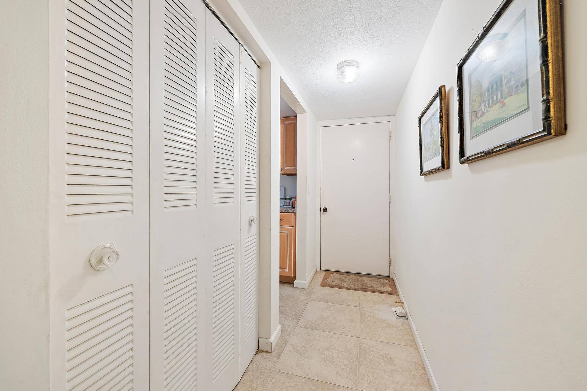 18081 SE Country Club Drive, #6-51, Jupiter, FL 33469 18081 SE Country Club Dr bldg 6 apt 51-2