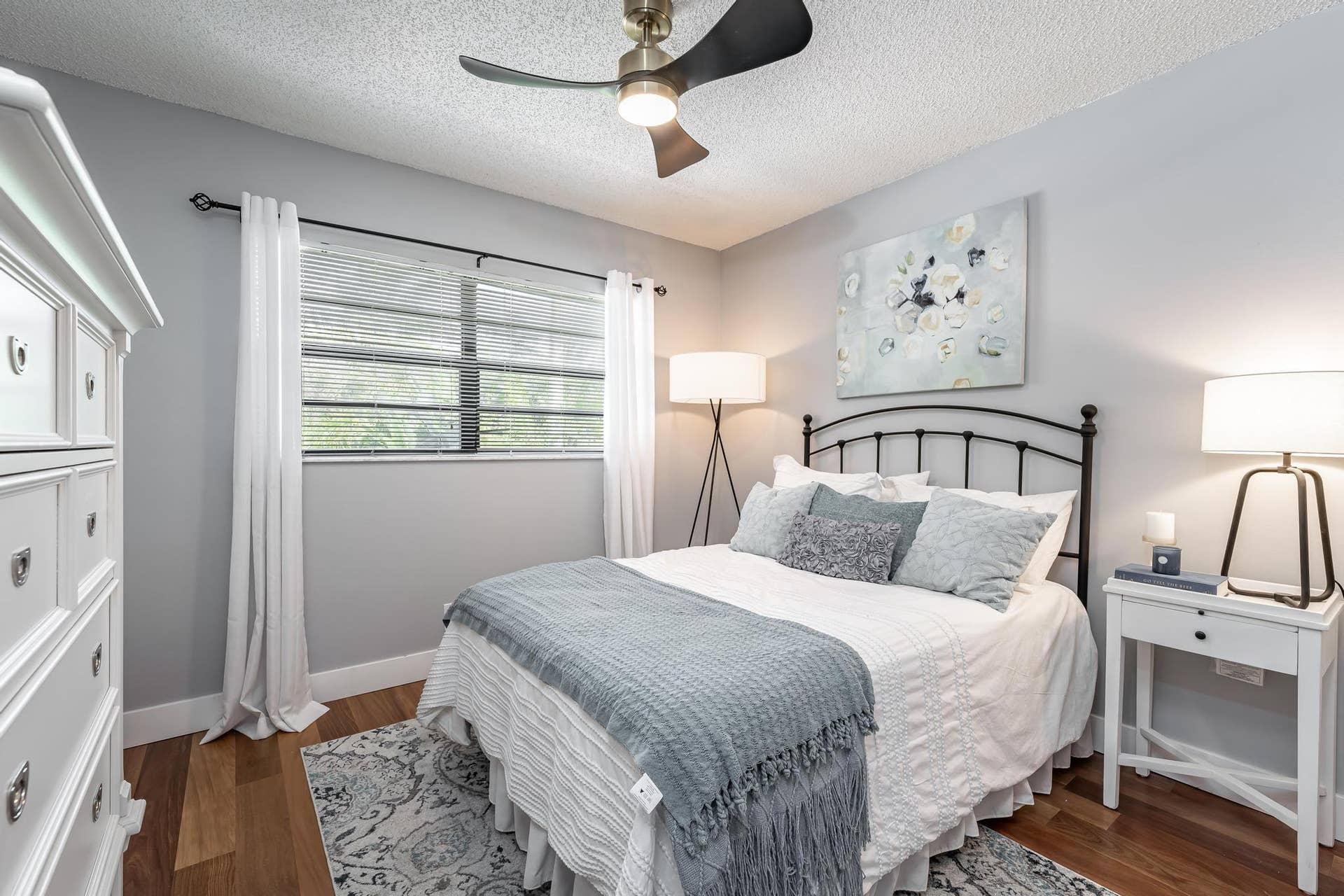 2nd Bedroom
