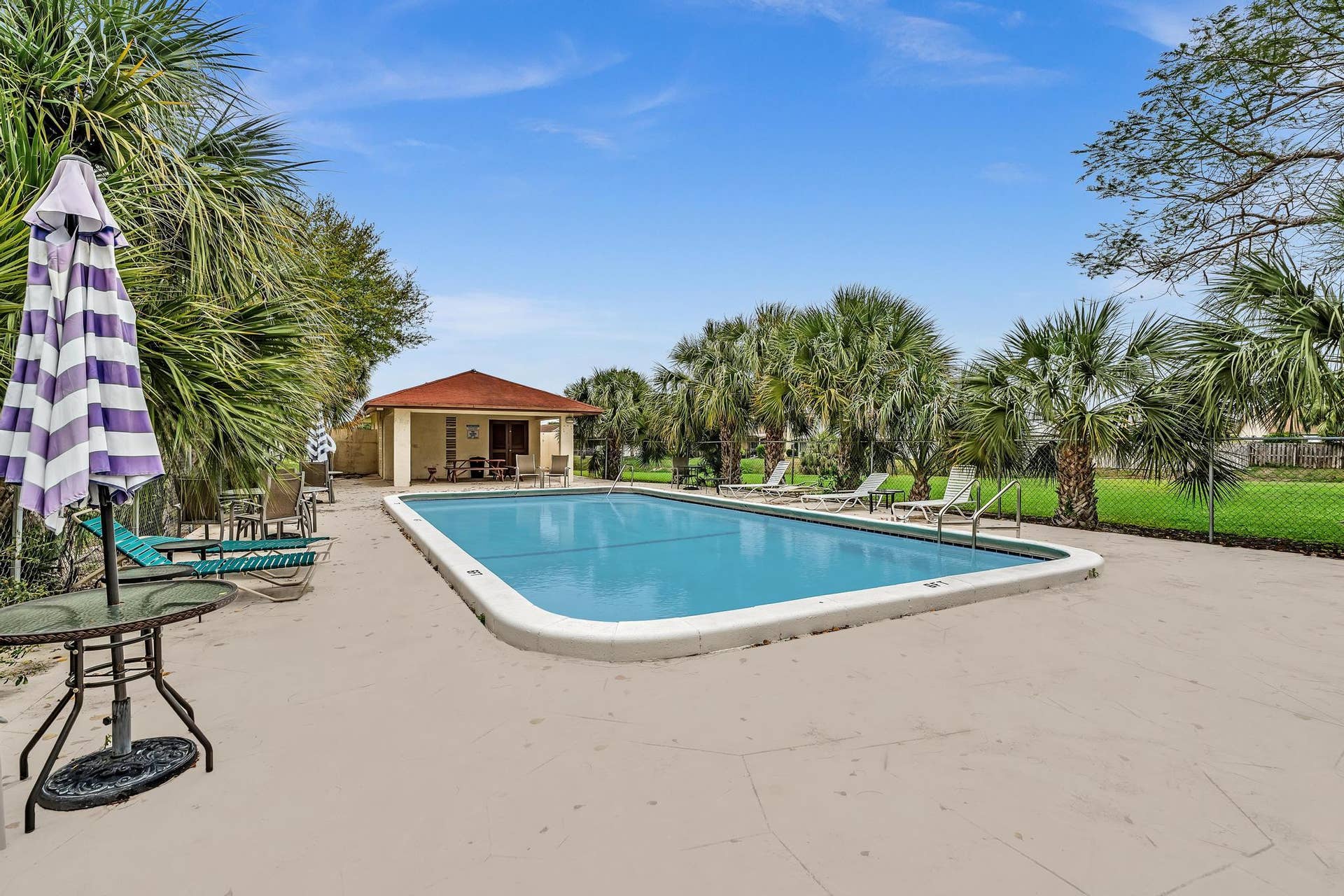 23120 Barwood Park Lane, #B, Boca Raton, FL 33433 Pool
