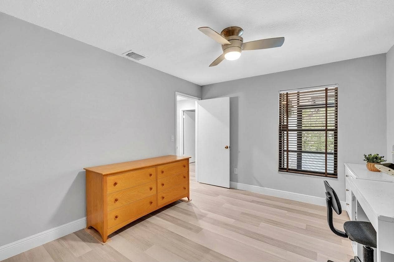 23120 Barwood Park Lane, #B, Boca Raton, FL 33433 3rd Bdr