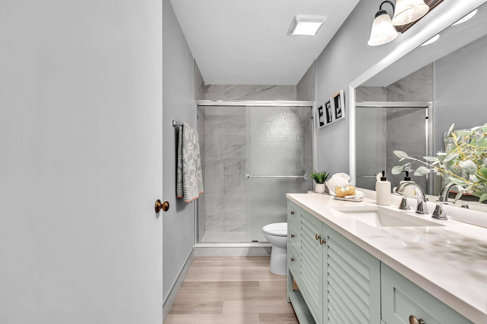 23120 Barwood Park Lane, #B, Boca Raton, FL 33433 Updated Bath