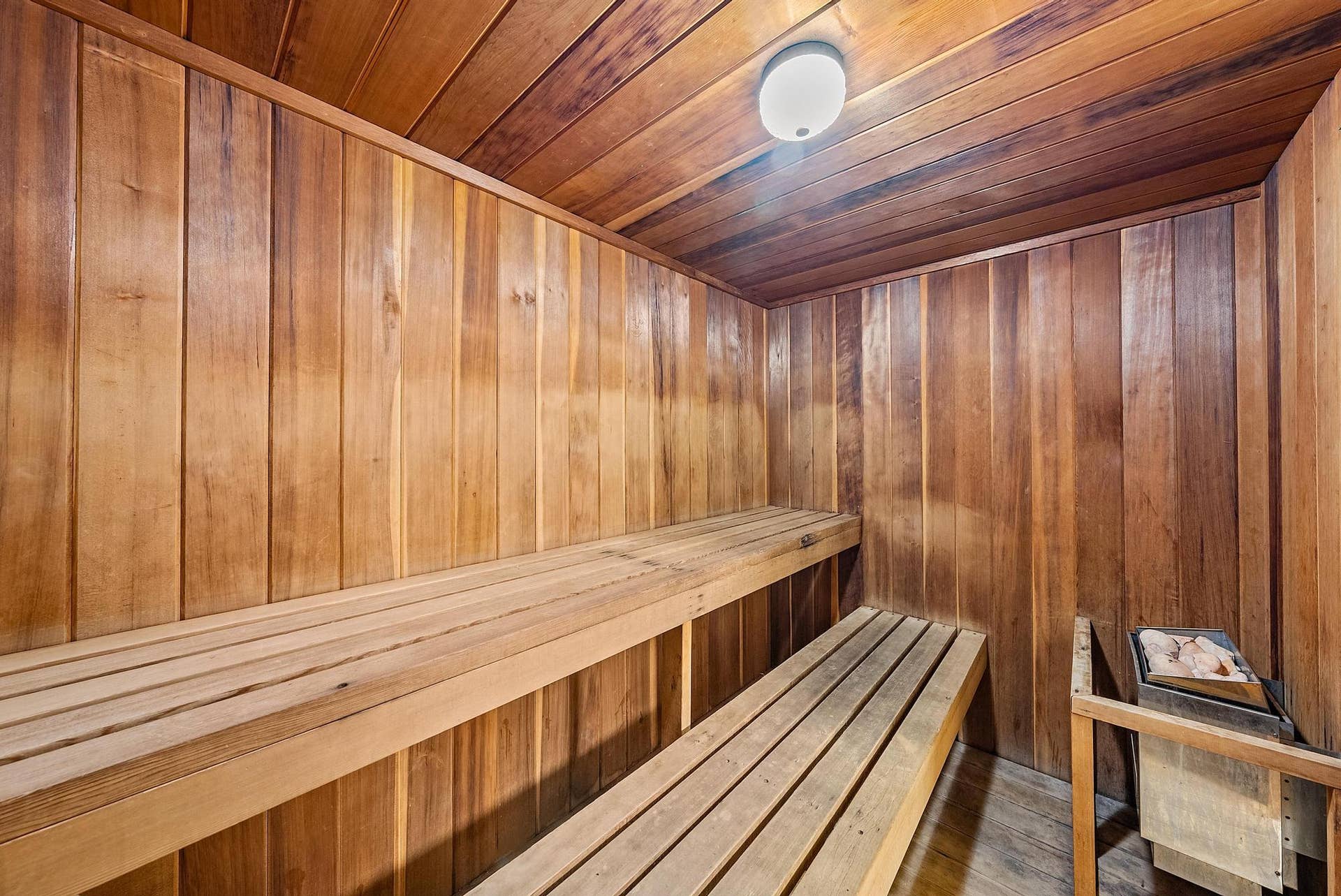 1200 Marine Way, #915 (ph7), North Palm Beach, FL 33408 Sauna