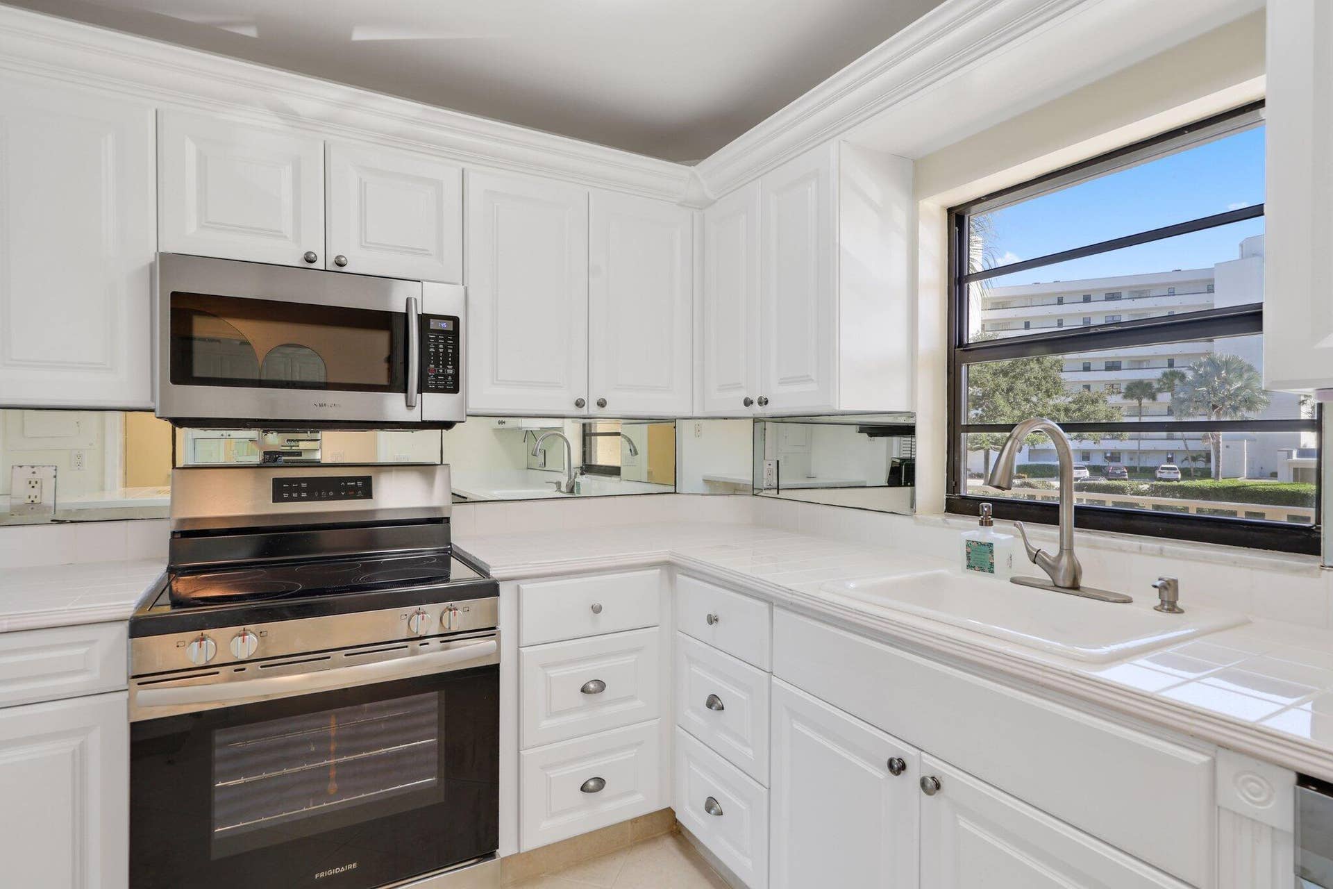 200 Intracoastal Place, #206, Jupiter, FL 33469 200 intracoastal - 7.jpg-SMALL