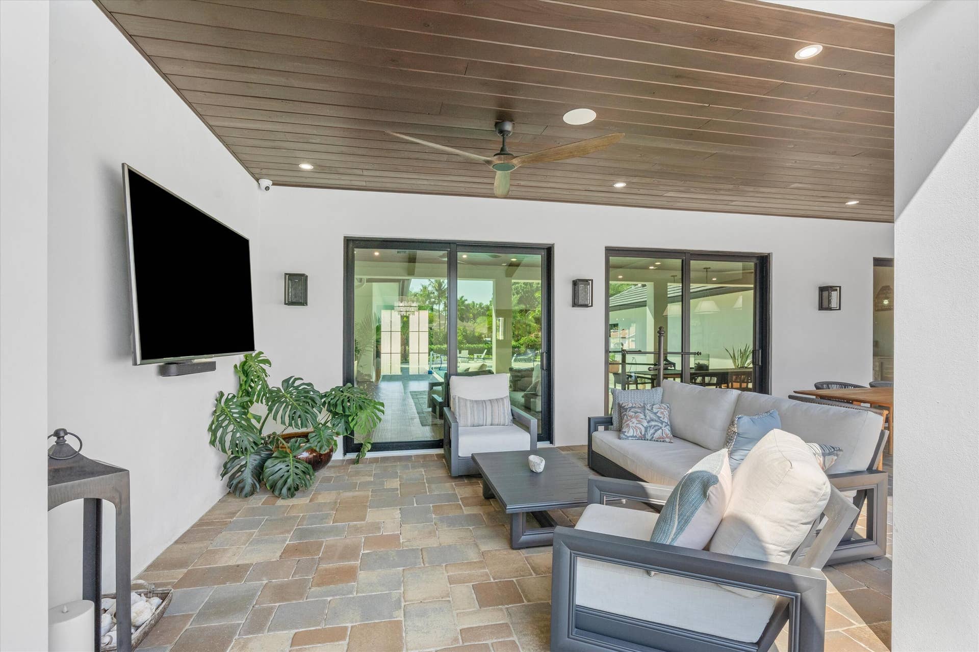 6032 NW 80th Terrace, Parkland, FL 33067 Covered Lanai