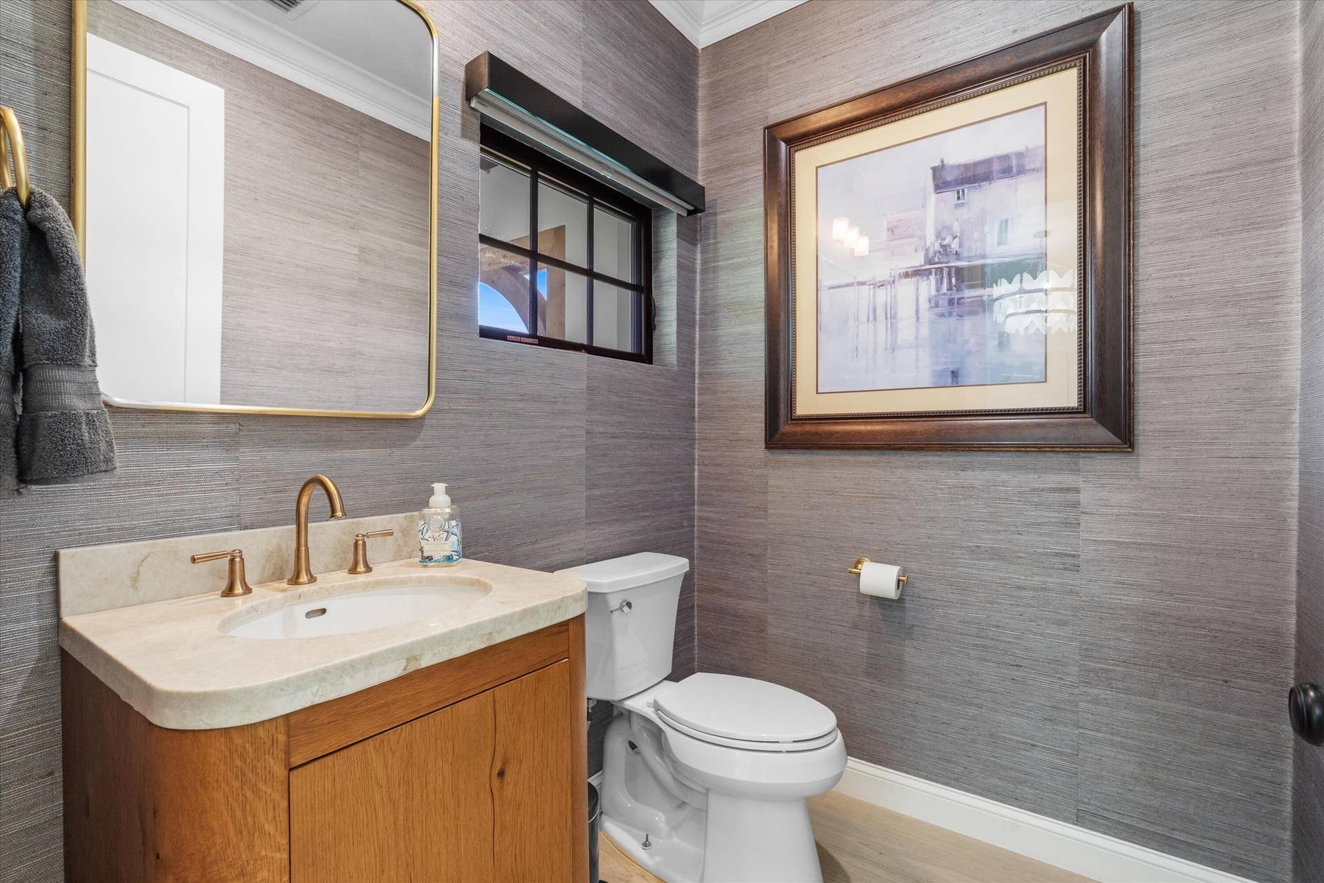6032 NW 80th Terrace, Parkland, FL 33067 Powder Room