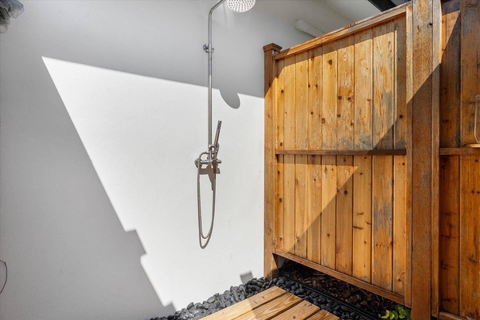 6032 NW 80th Terrace, Parkland, FL 33067 Outdoor Shower