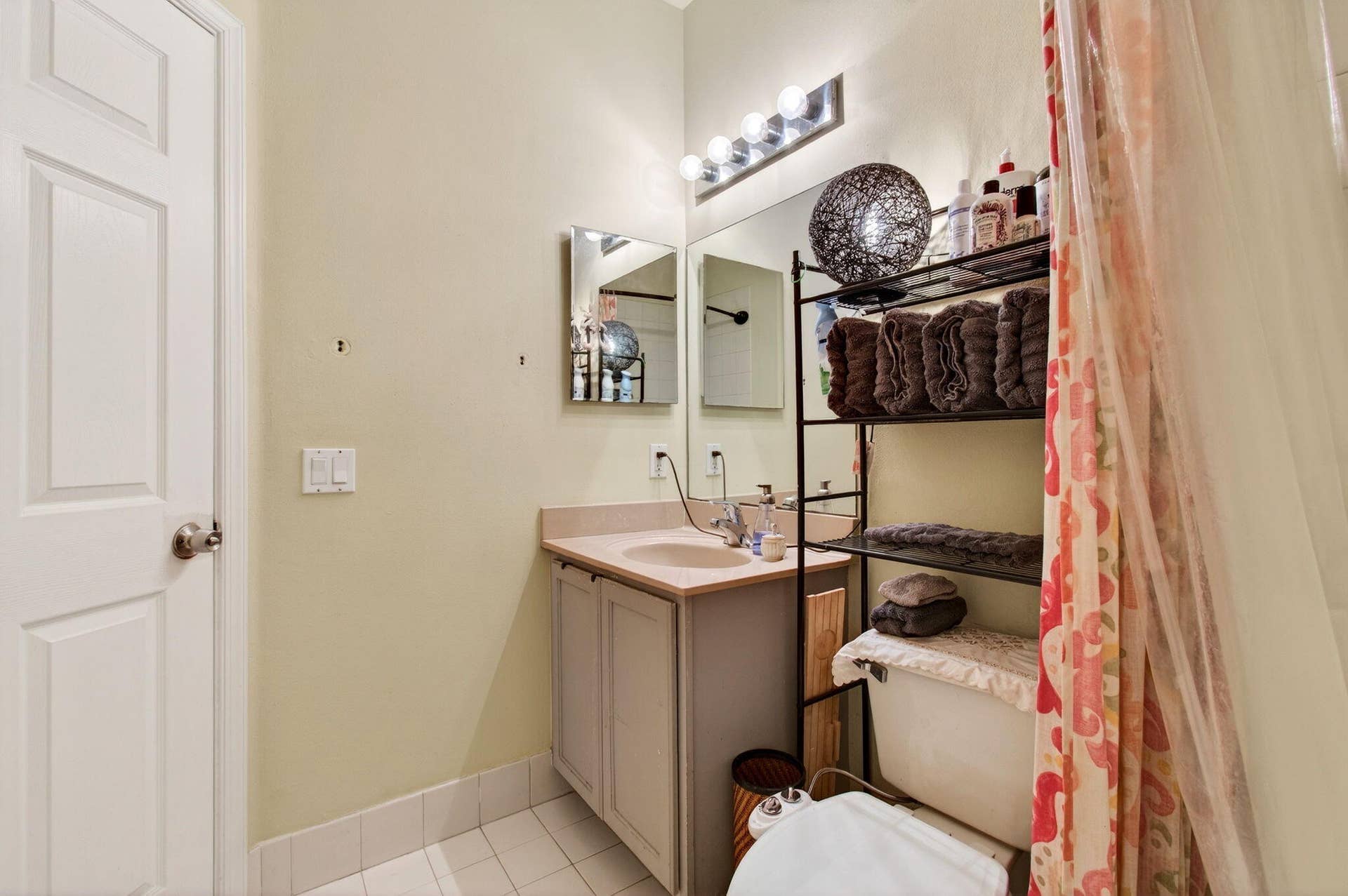 3167 Laurel Ridge Circle, Riviera Beach, FL 33404 61-web-or-mls-DSC_3115