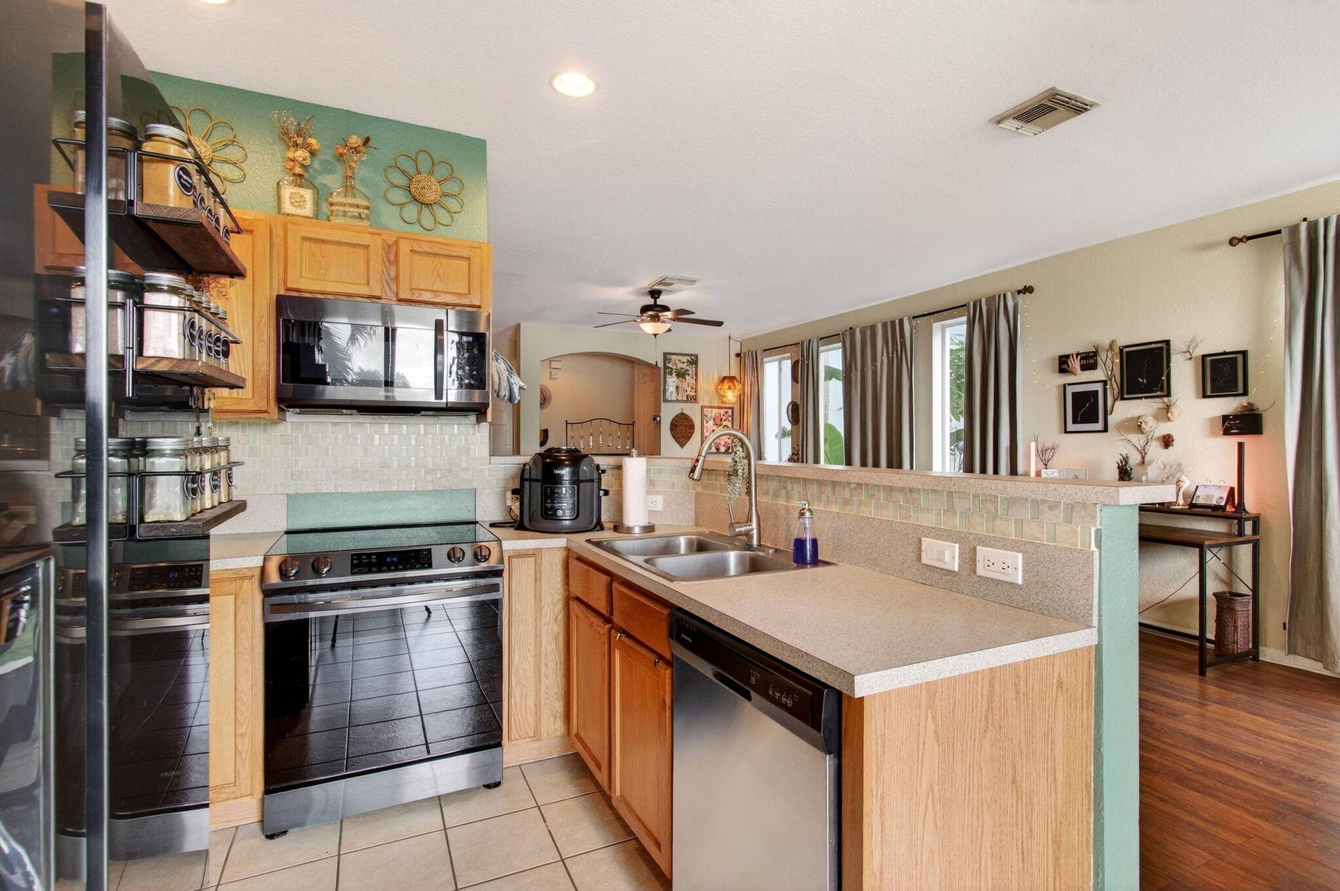 3167 Laurel Ridge Circle, Riviera Beach, FL 33404 30-web-or-mls-DSC_3308