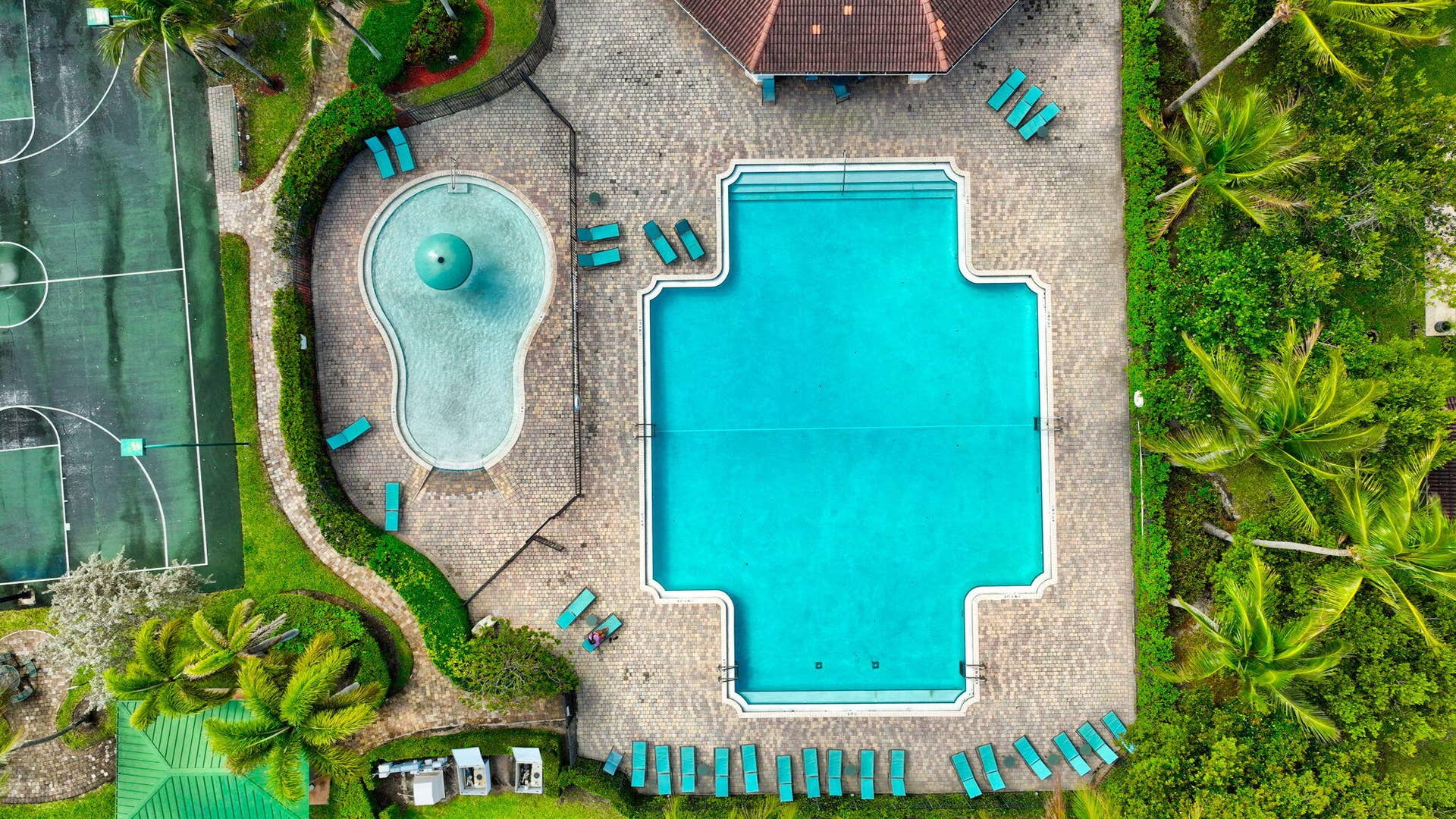 3167 Laurel Ridge Circle, Riviera Beach, FL 33404 100-web-or-mls-DJI_0129_30_31_32_33