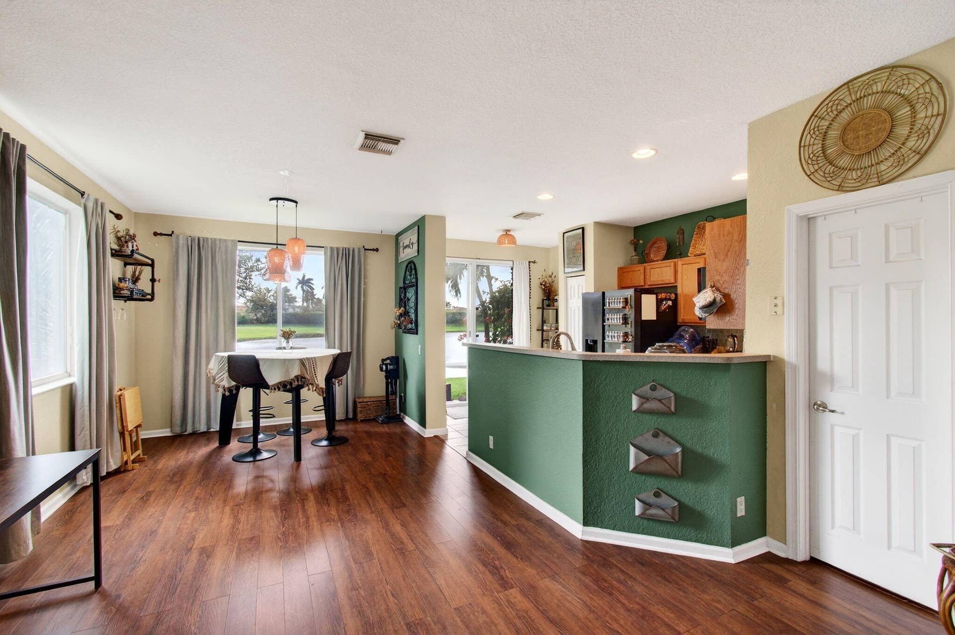 3167 Laurel Ridge Circle, Riviera Beach, FL 33404 21-web-or-mls-DSC_3253