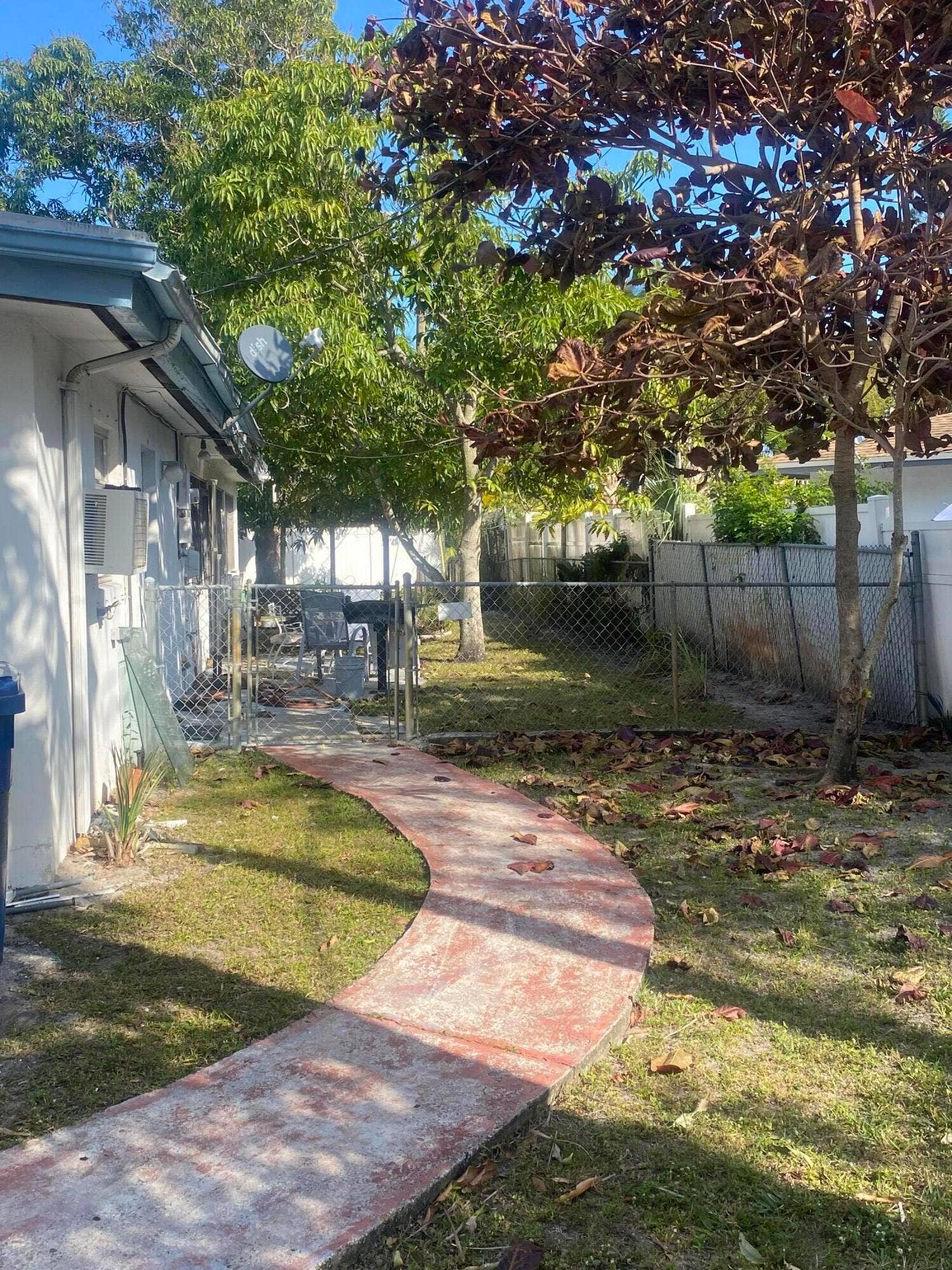 side yard