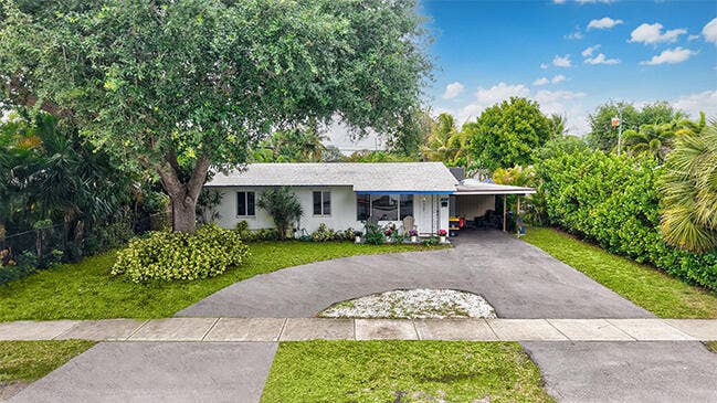 Property photo for 2725 NE 6th Avenue, Wilton Manors, FL