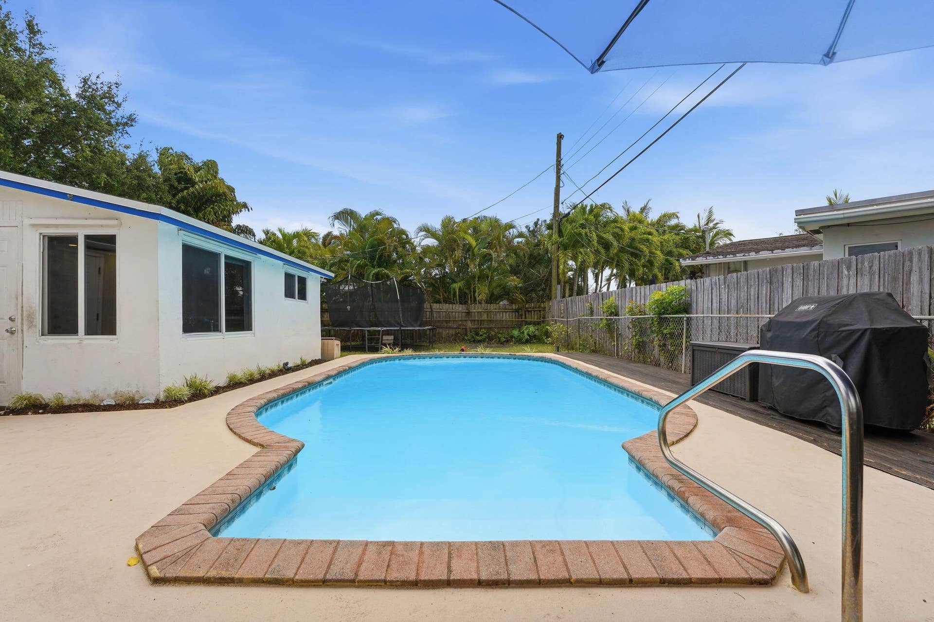 2725 NE 6th Avenue, Wilton Manors, FL 33334 Pool