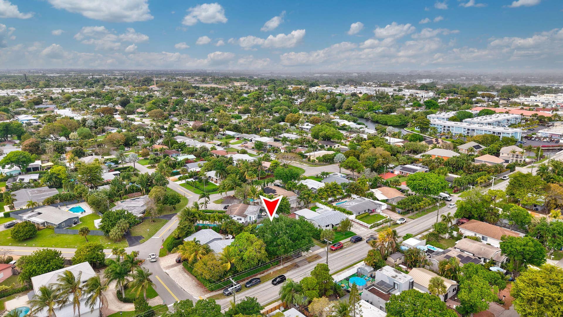 2725 NE 6th Avenue, Wilton Manors, FL 33334 Location!