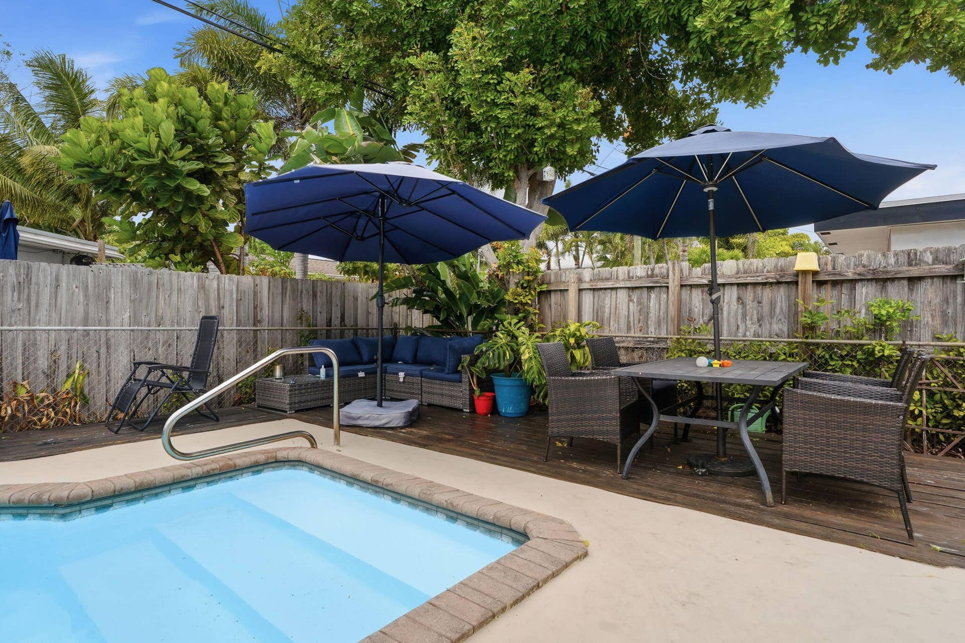 2725 NE 6th Avenue, Wilton Manors, FL 33334 Deck