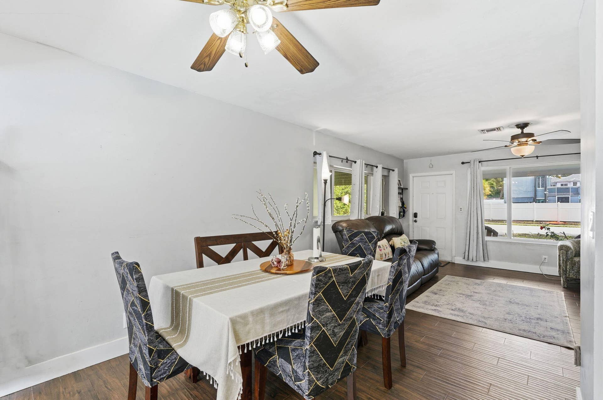 2725 NE 6th Avenue, Wilton Manors, FL 33334 Dining Room