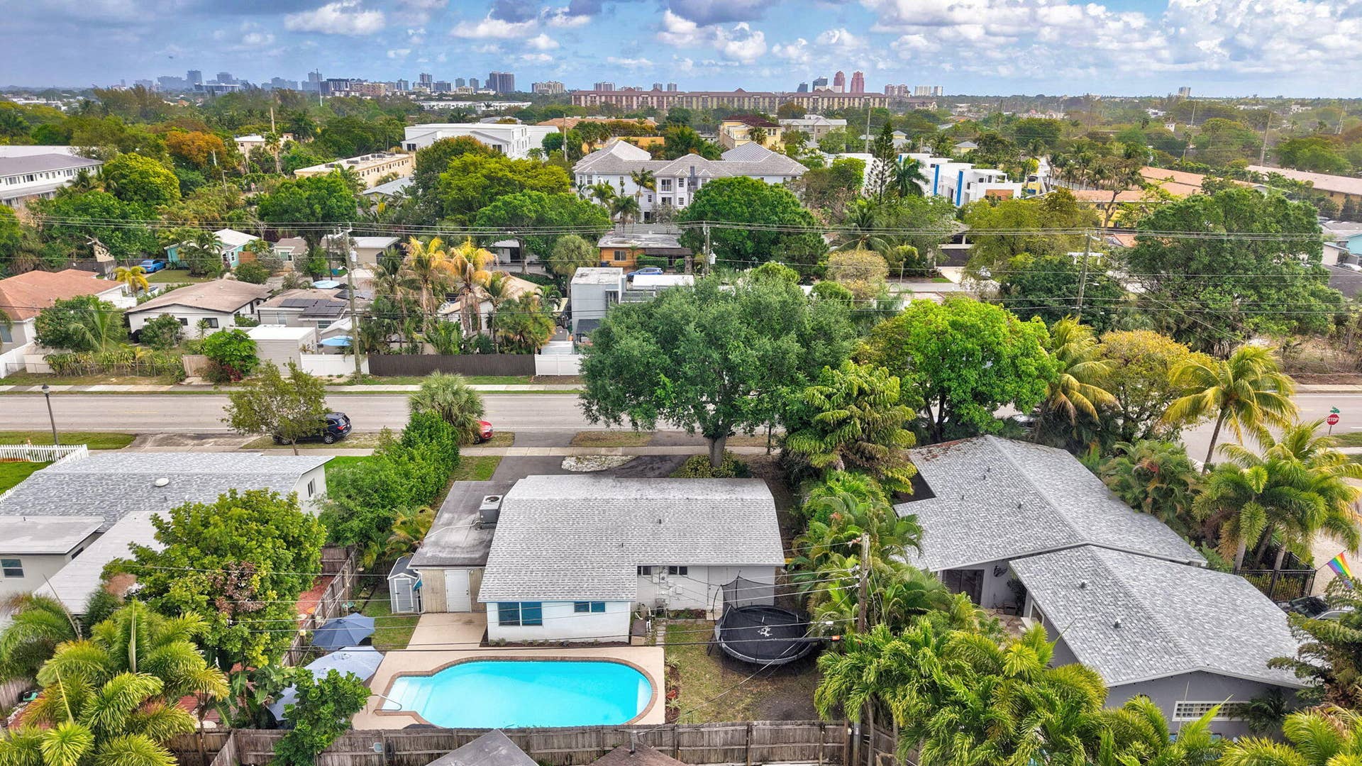 2725 NE 6th Avenue, Wilton Manors, FL 33334 Aerial